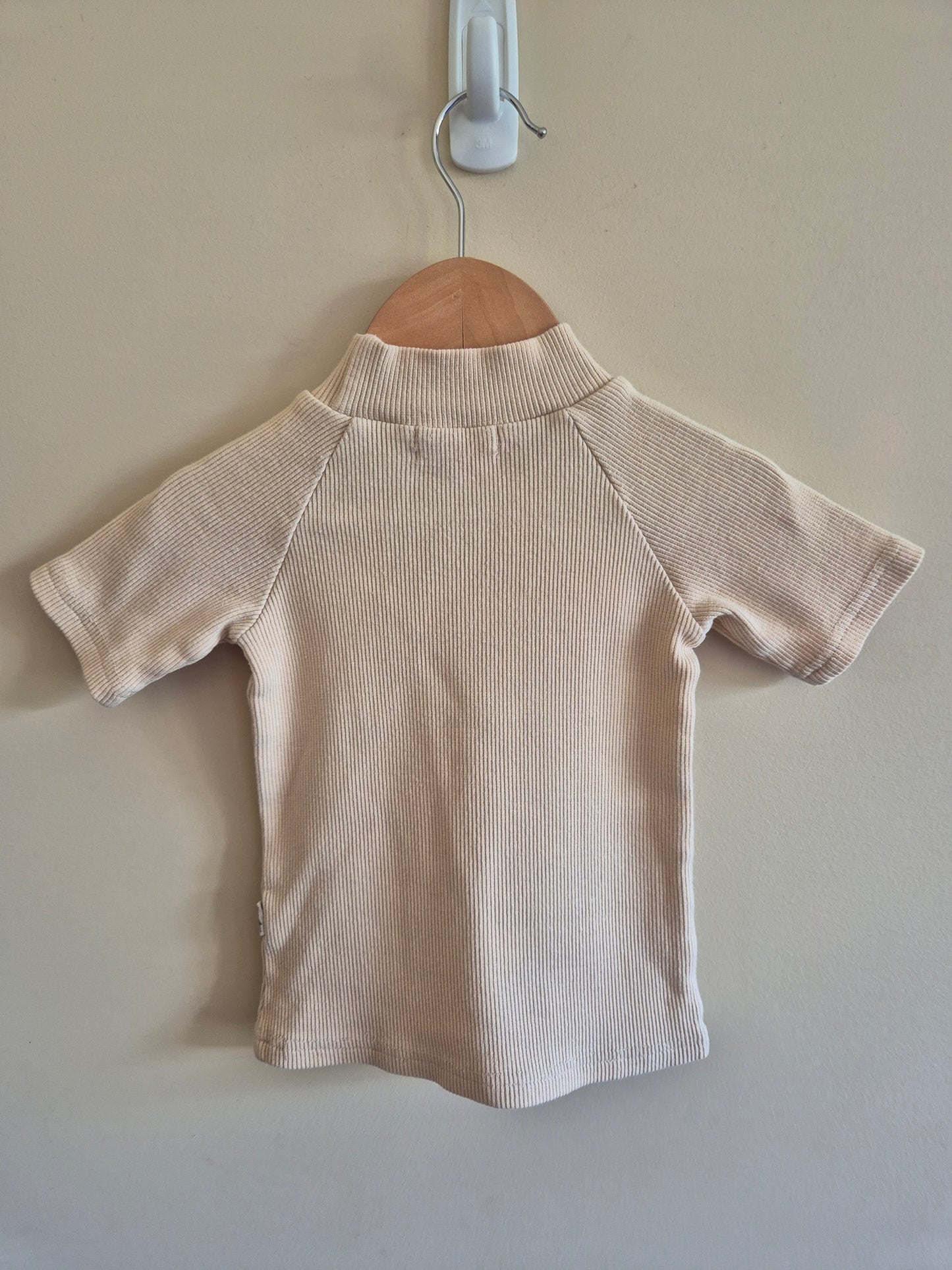 Lacy Lane High Neck Ribbed Shirt Size 2