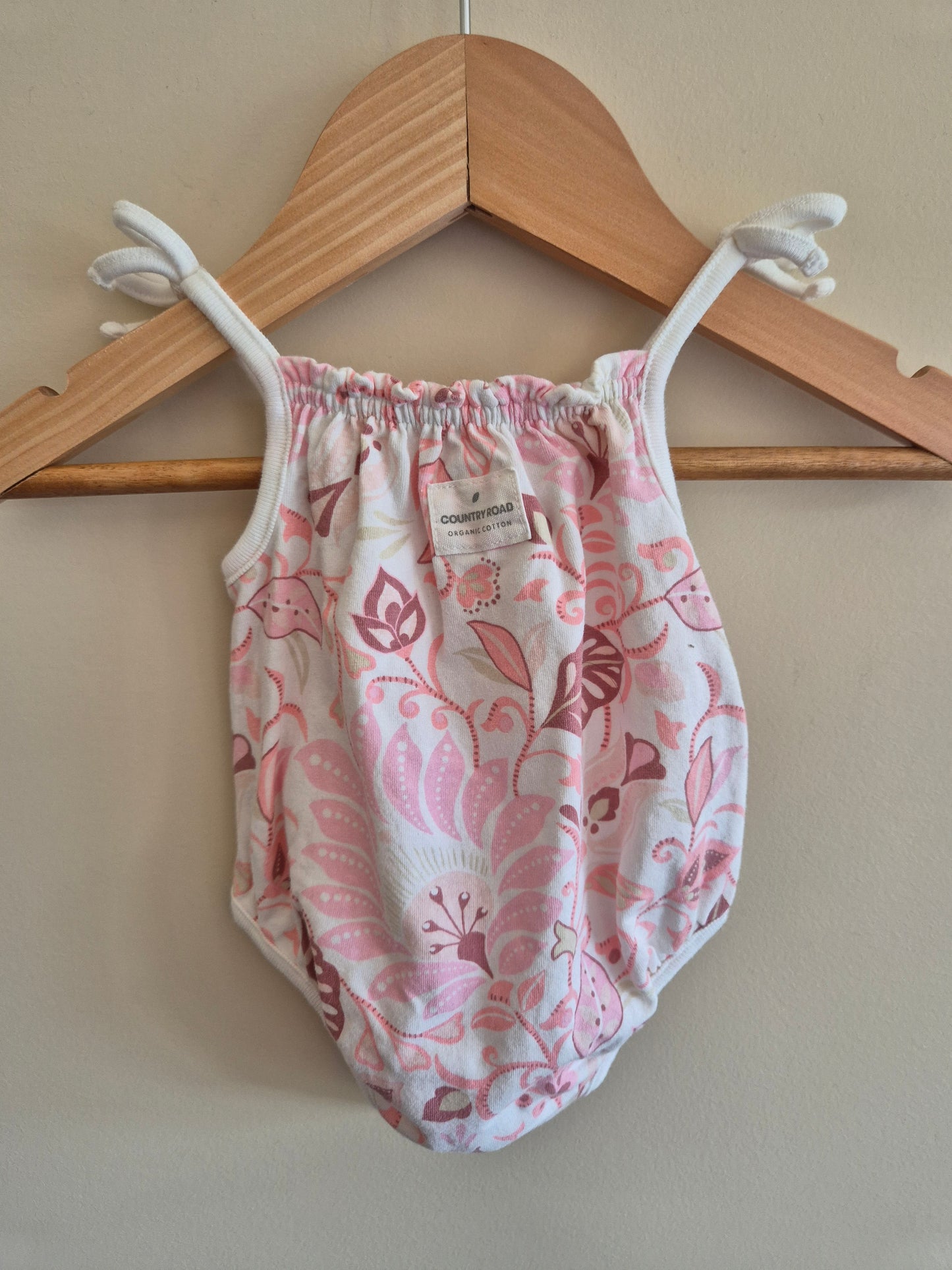 Country Road Bodysuit Size 00000