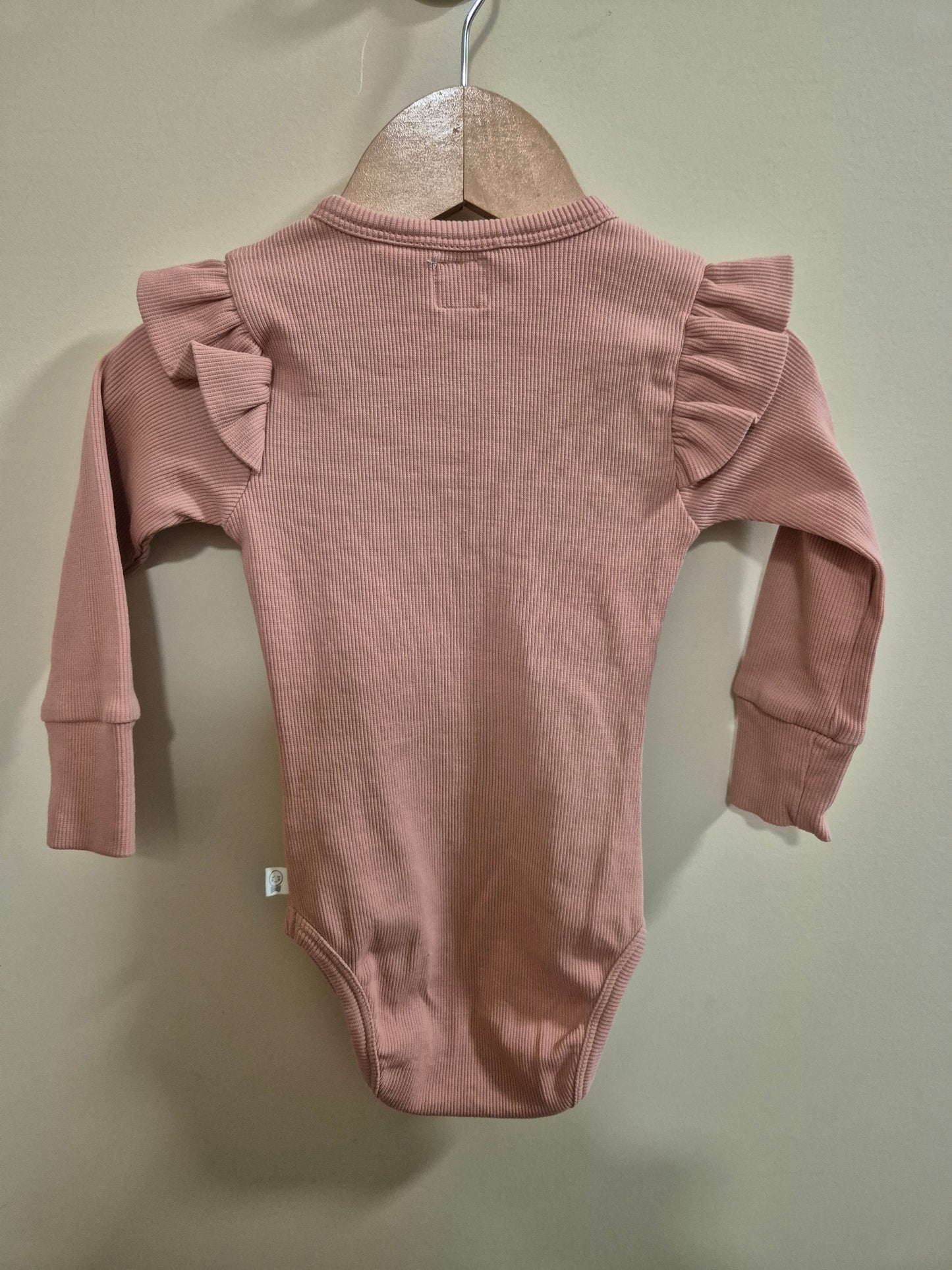 Snuggle Hunny Ribbed Bodysuit Size 0