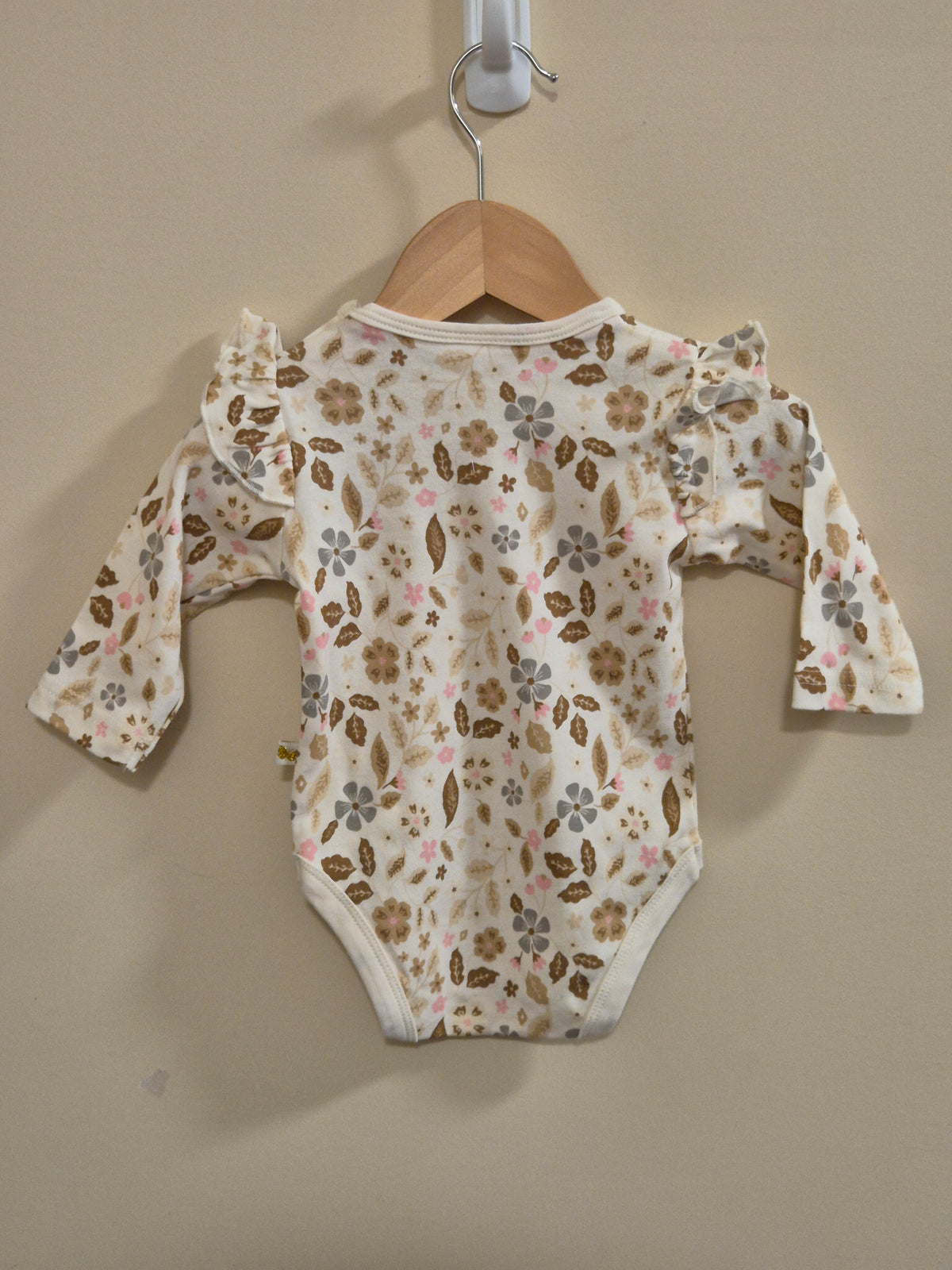 Ollies Place Long Sleeve Bodysuit Size 000