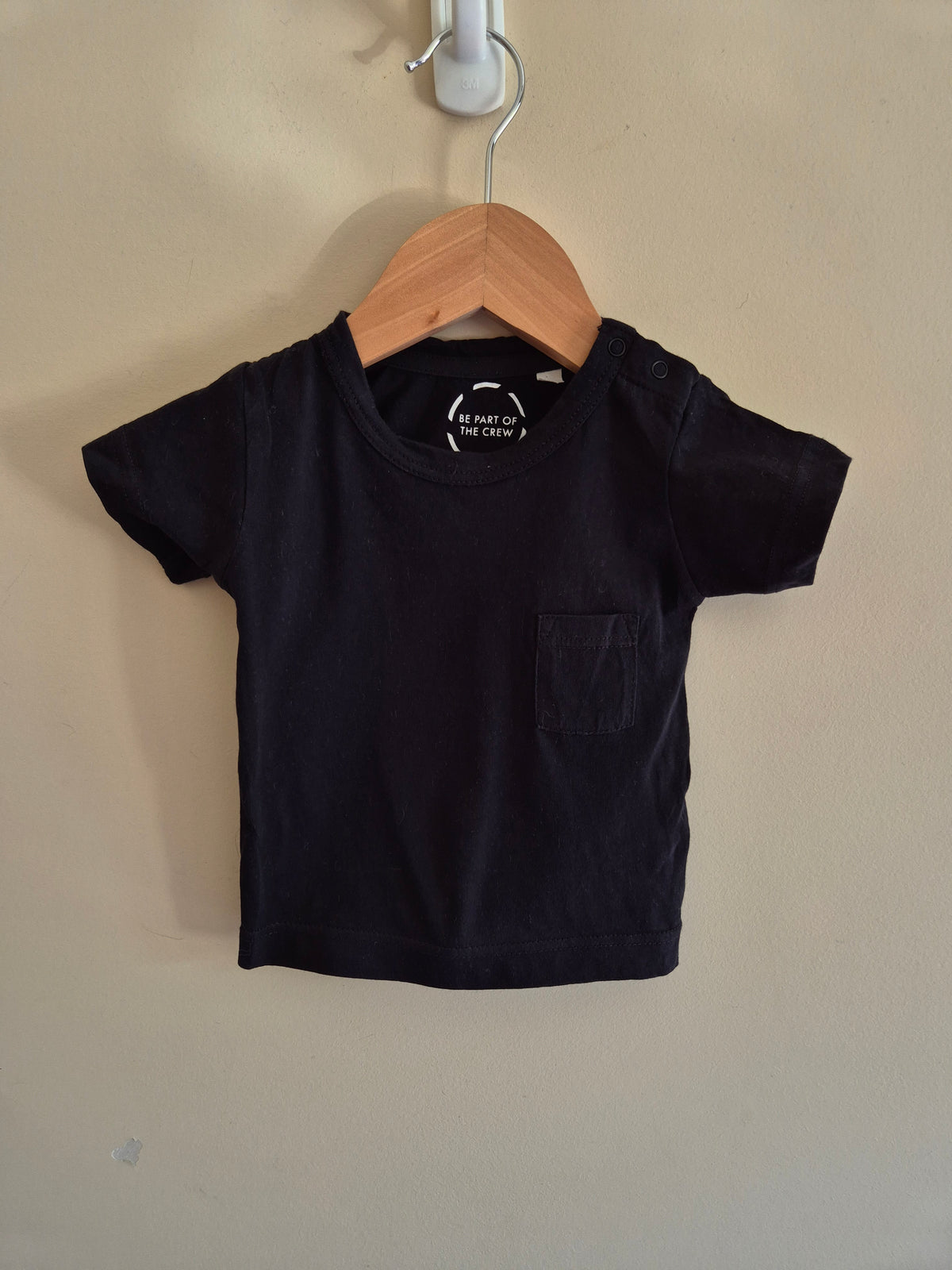 Bonds Black T-Shirt Size 000