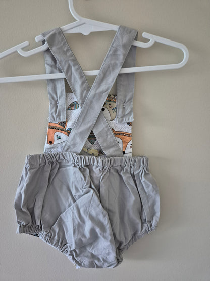 Overalls 🦊 - Size 0-3 months