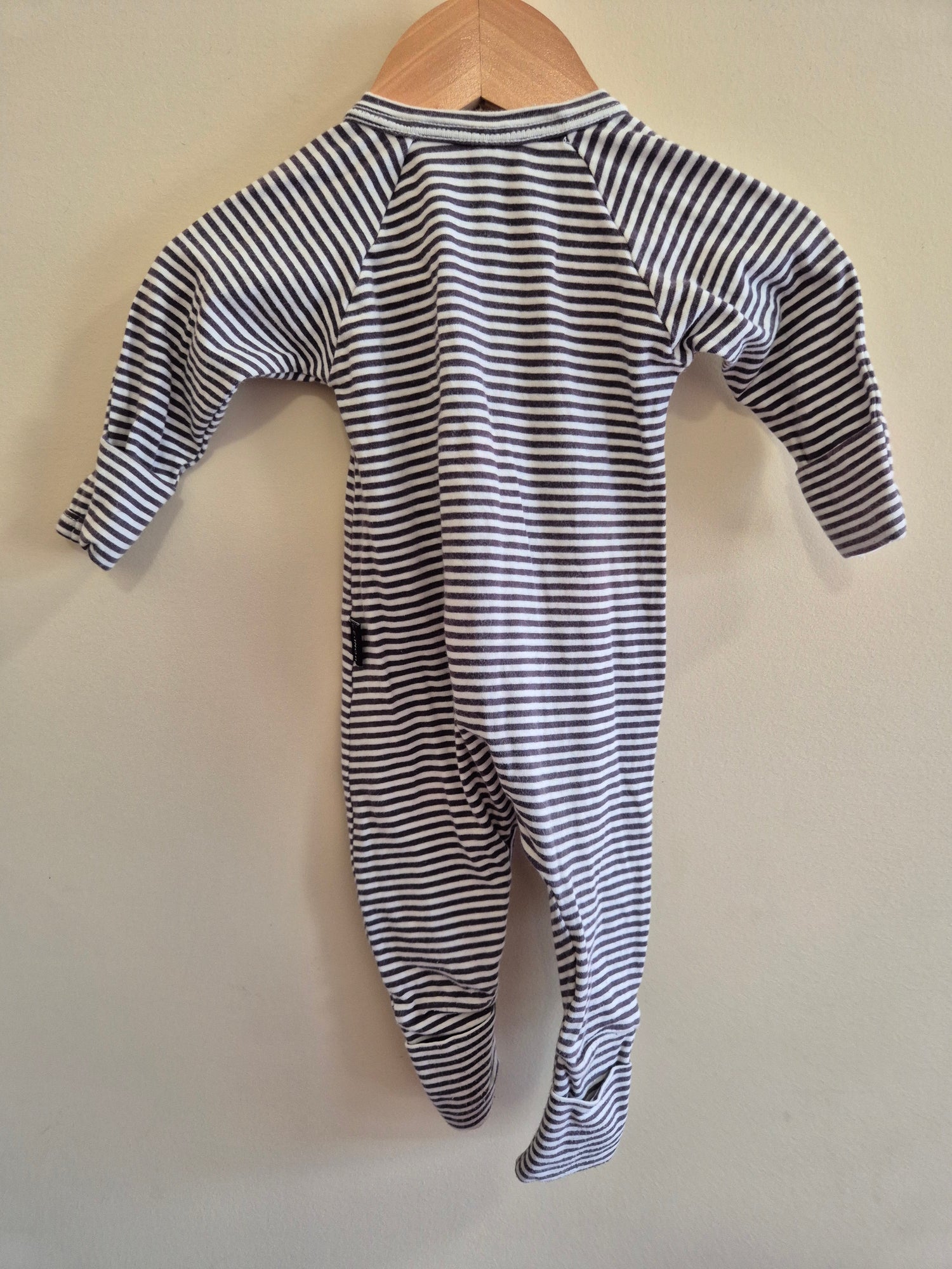 Bonds Striped Wondersuit Size 0000
