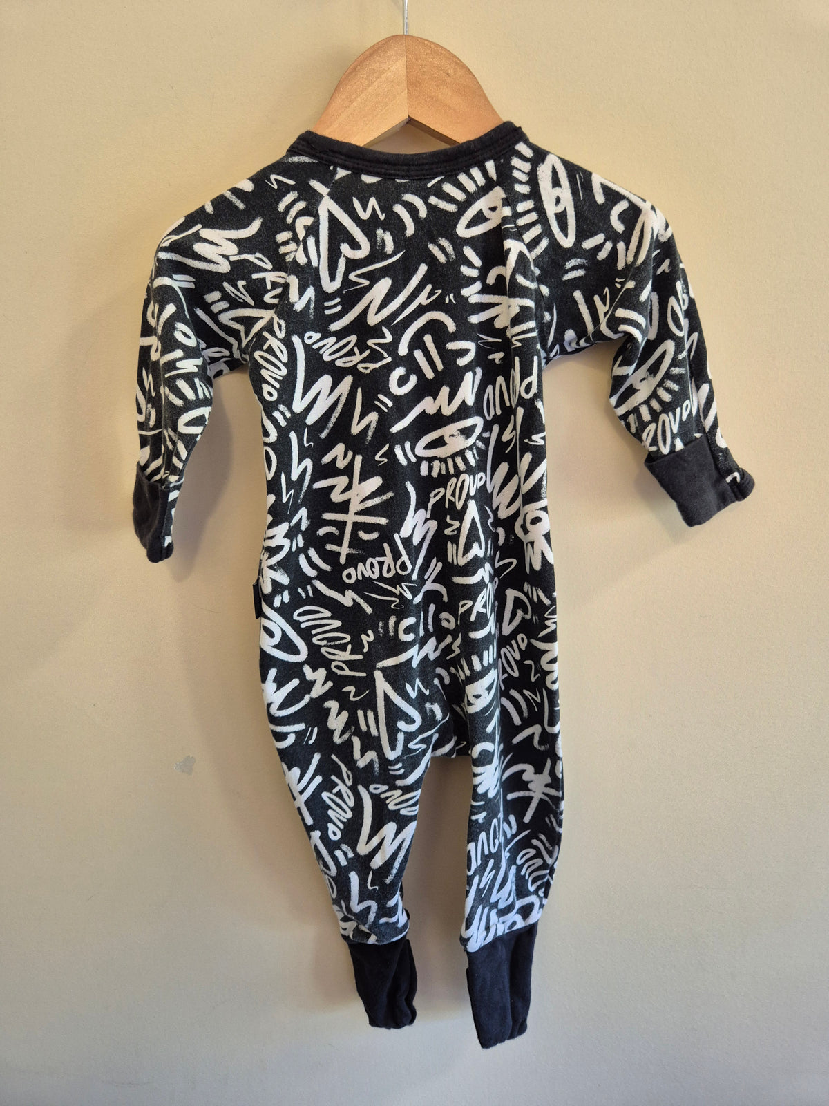 Bonds Wondersuit size 00