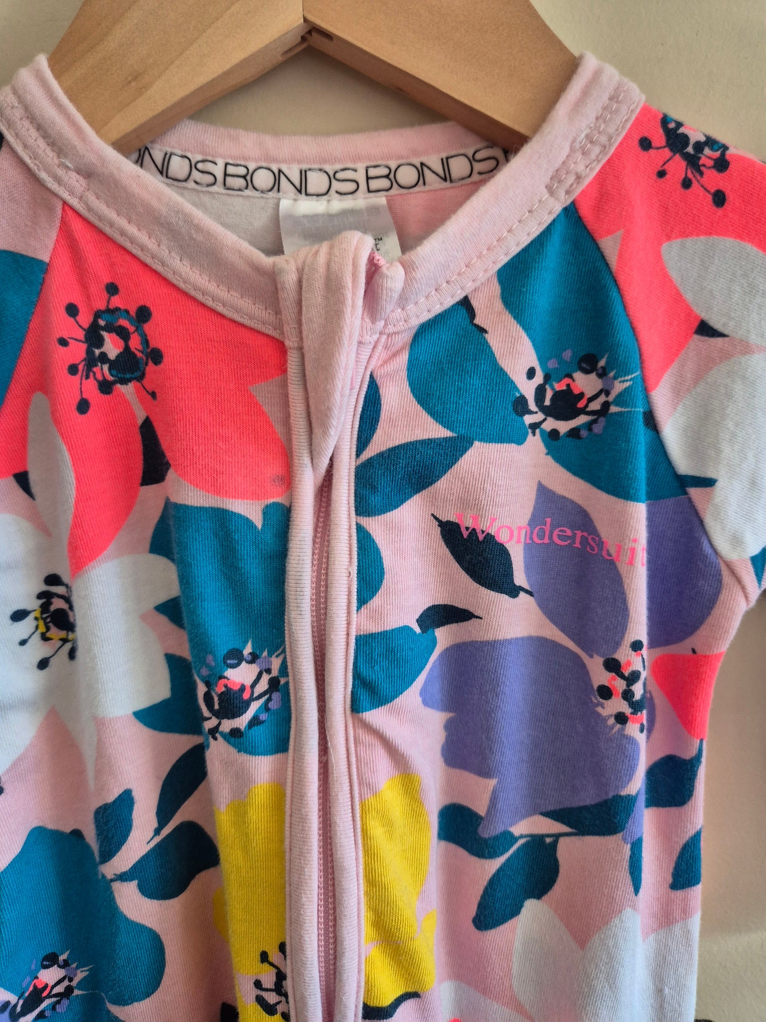 Bonds Wondersuit Vibrant Flowers Size 000