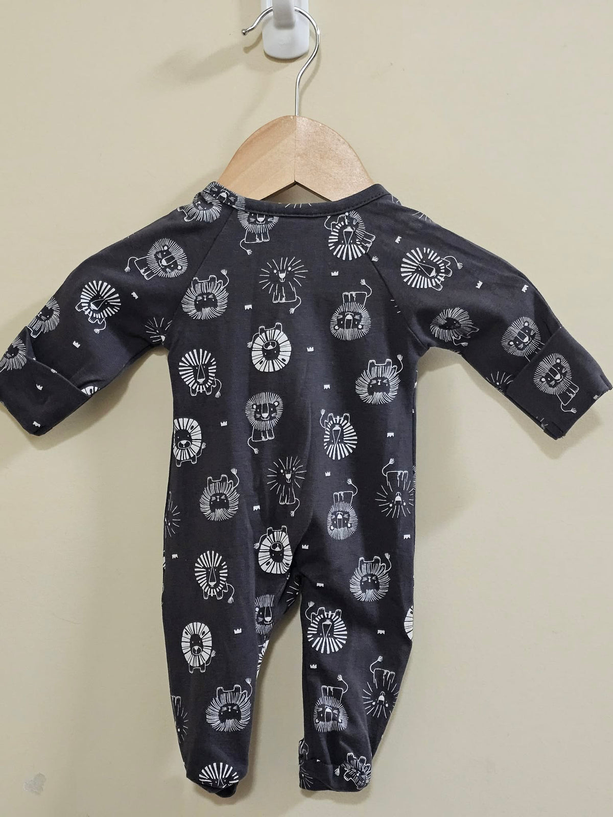 Target Lion Onesie Size 00000