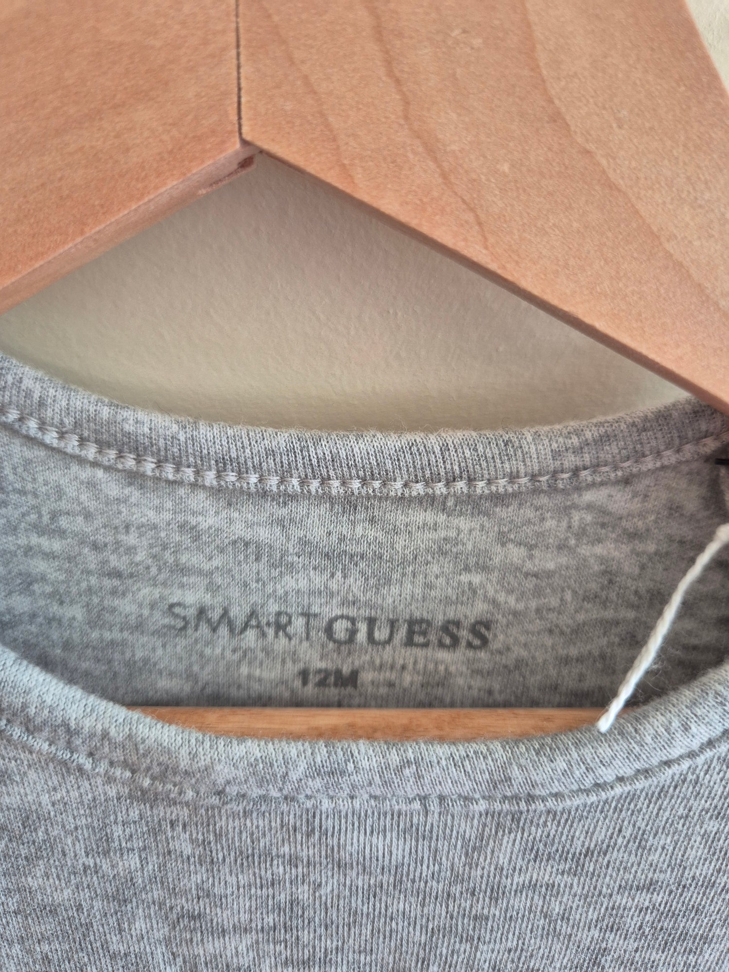 BNWT GUESS Onesie Size 12 months