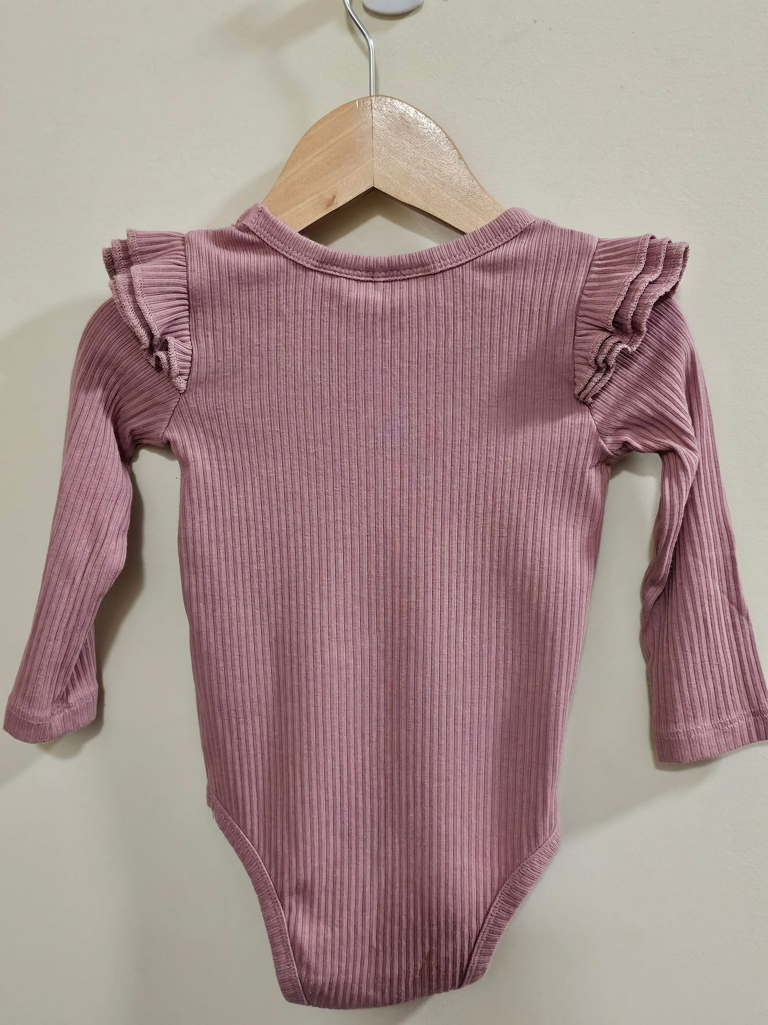 La Sienna Ribbed Bodysuit Size 1