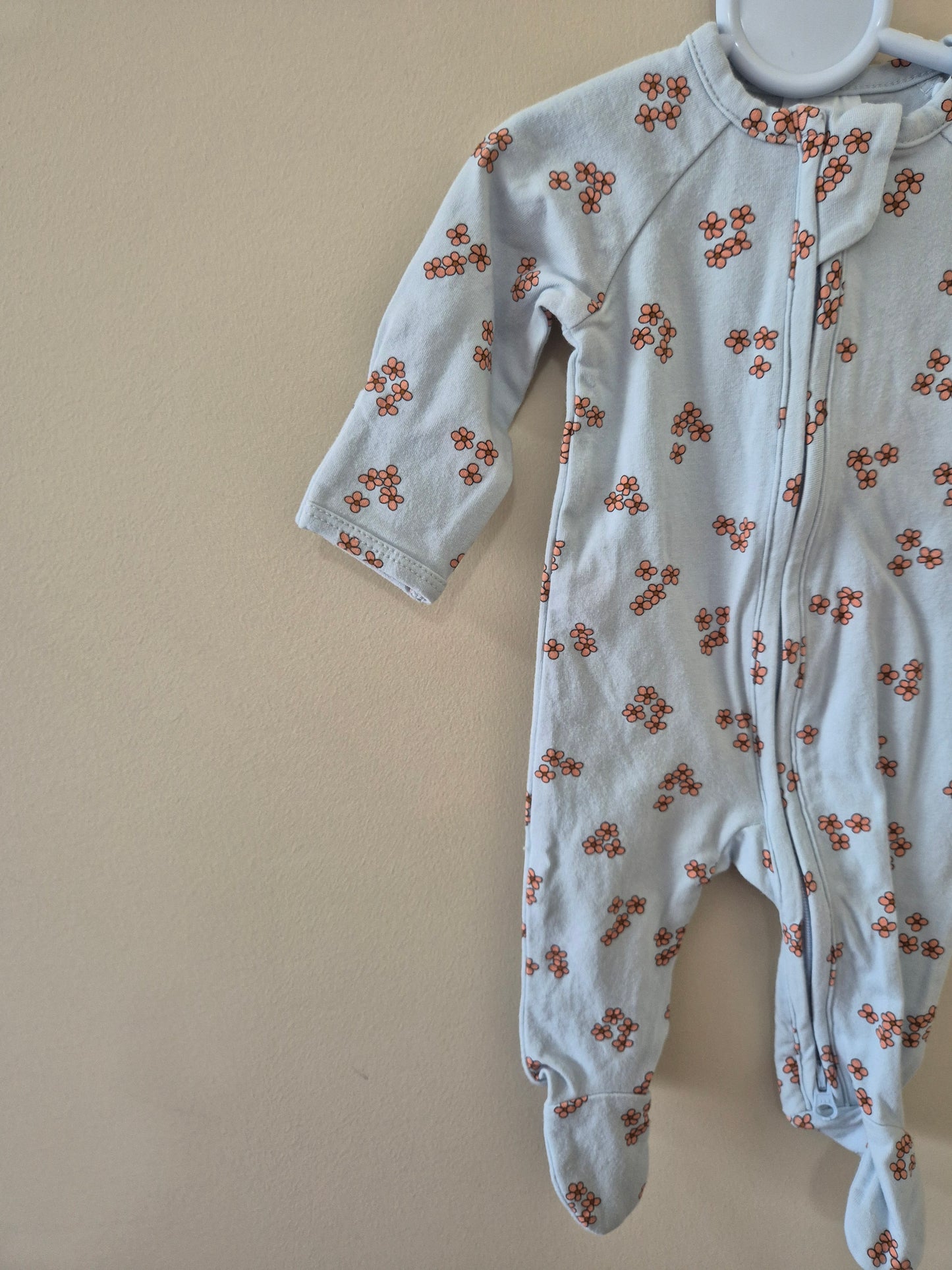 Floral Bloom Onesie - Size 00000