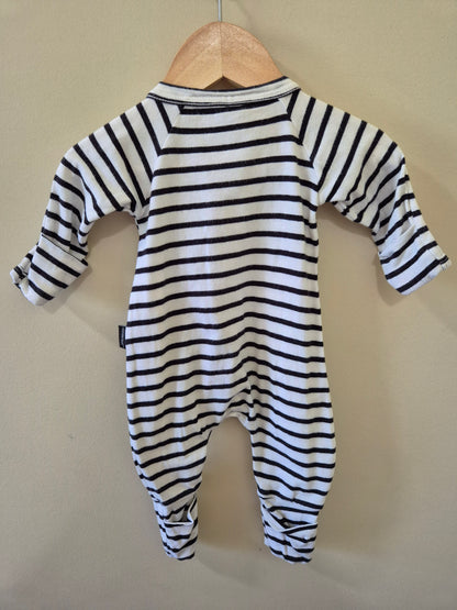 Newborn Bonds Wondersuit