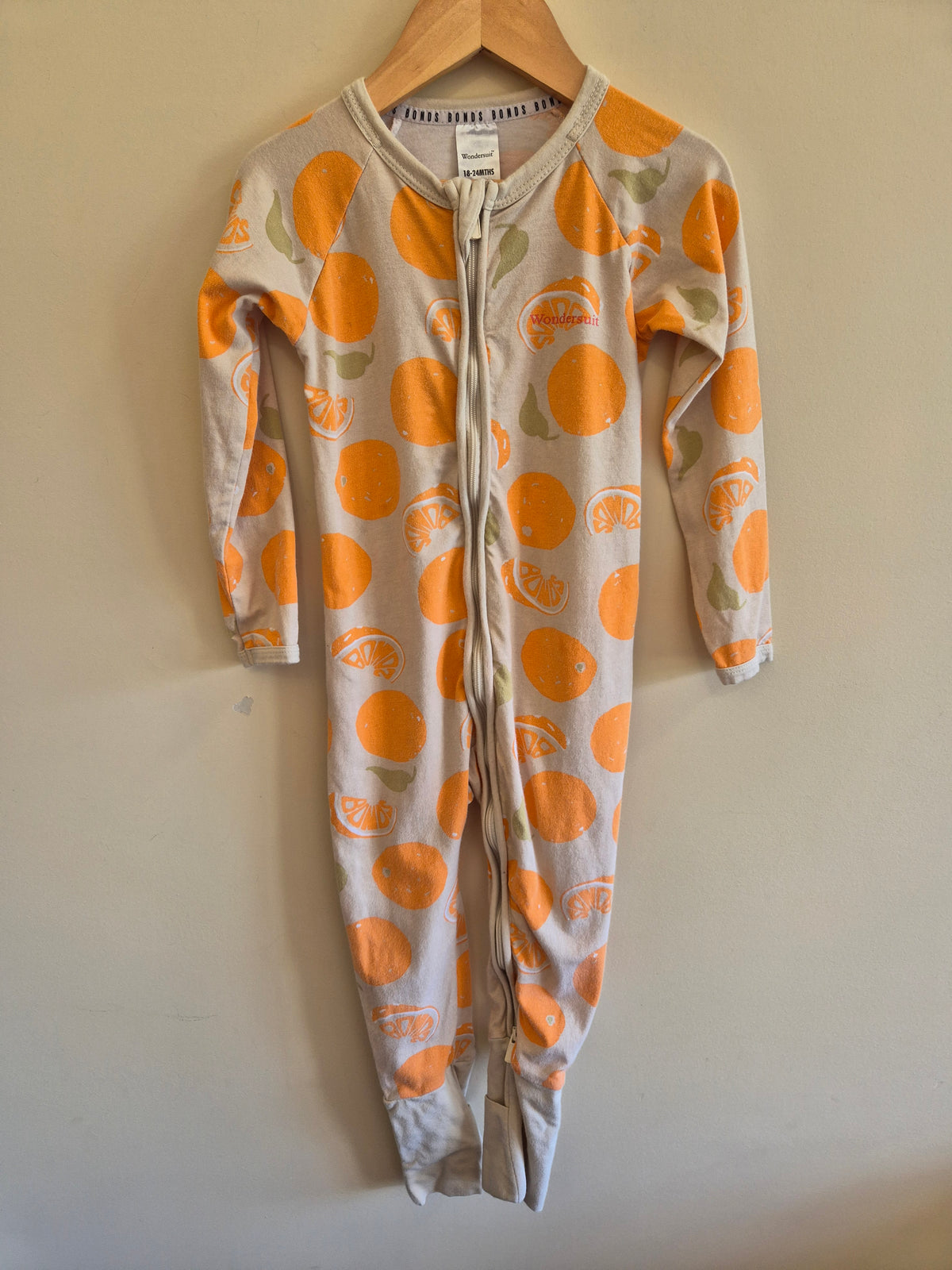 Bonds Wondersuit Oranges Size 2