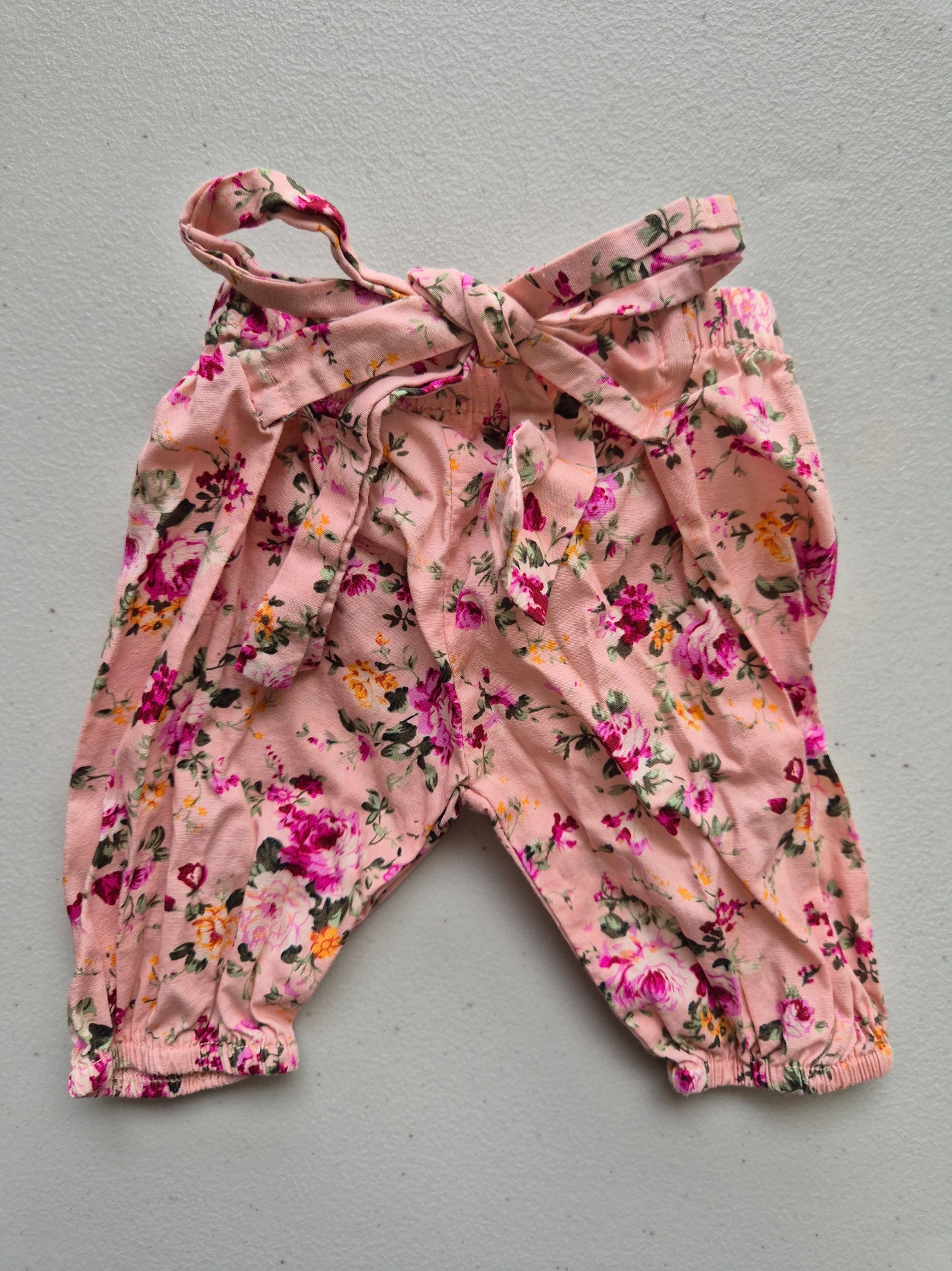 La Sienna Floral Newborn Pants 🌸