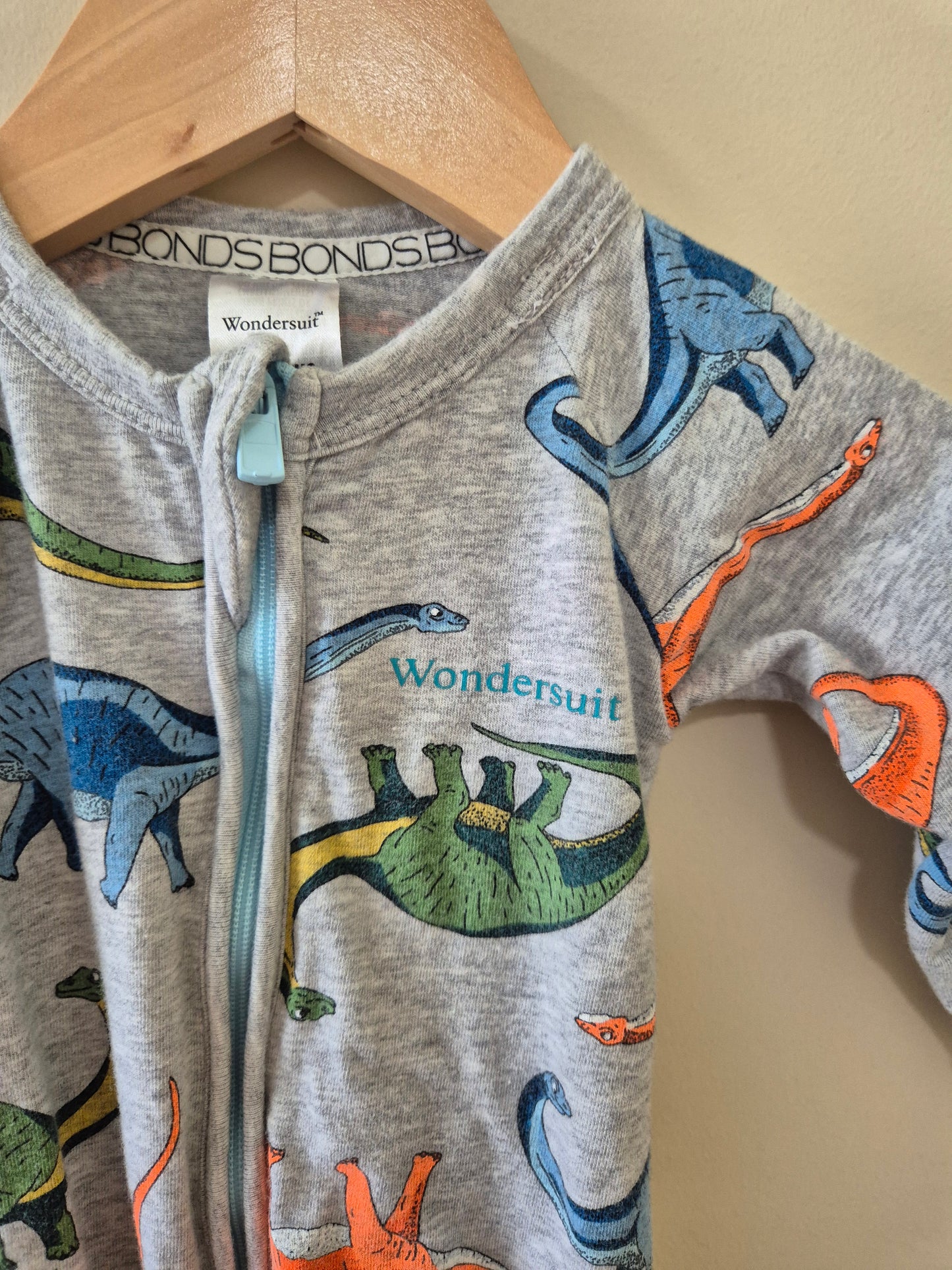 Dinosaur BONDS Onesie 🦕 - Size 000