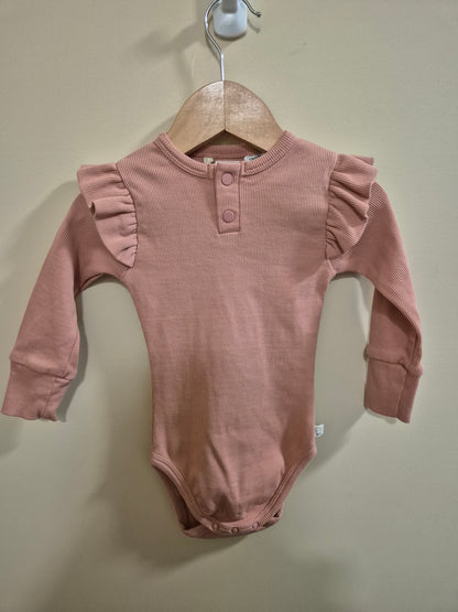 Snuggle Hunny Ribbed Bodysuit Size 0