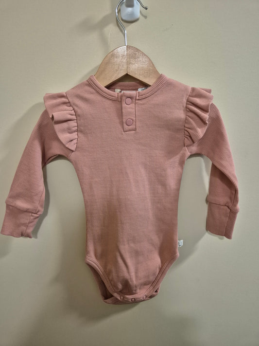 Snuggle Hunny Ribbed Bodysuit Size 0