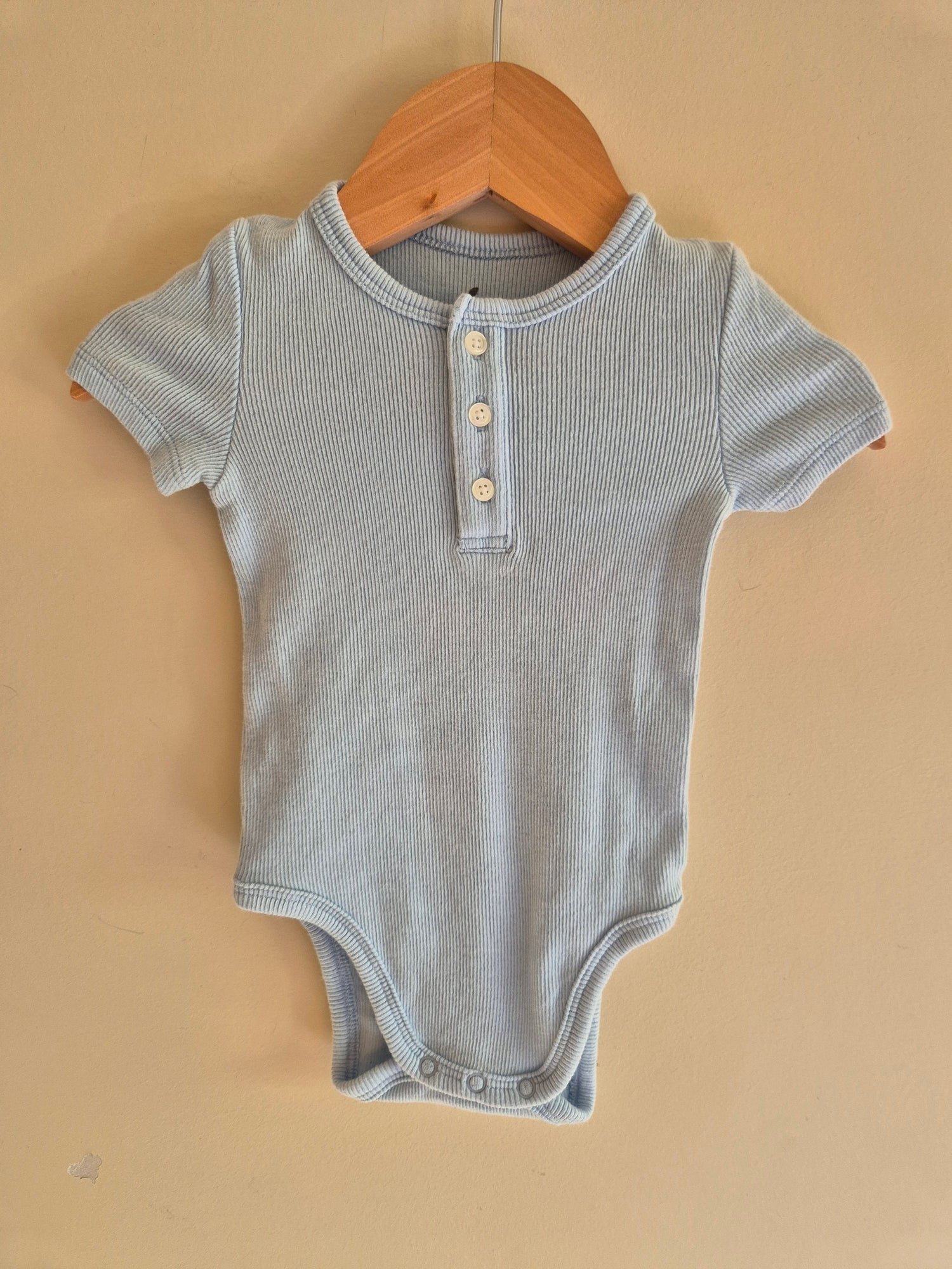 Country Road Light Blue Bodysuit Size 00