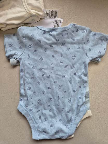 BNWT 3x Basic Target Bodysuits - 00