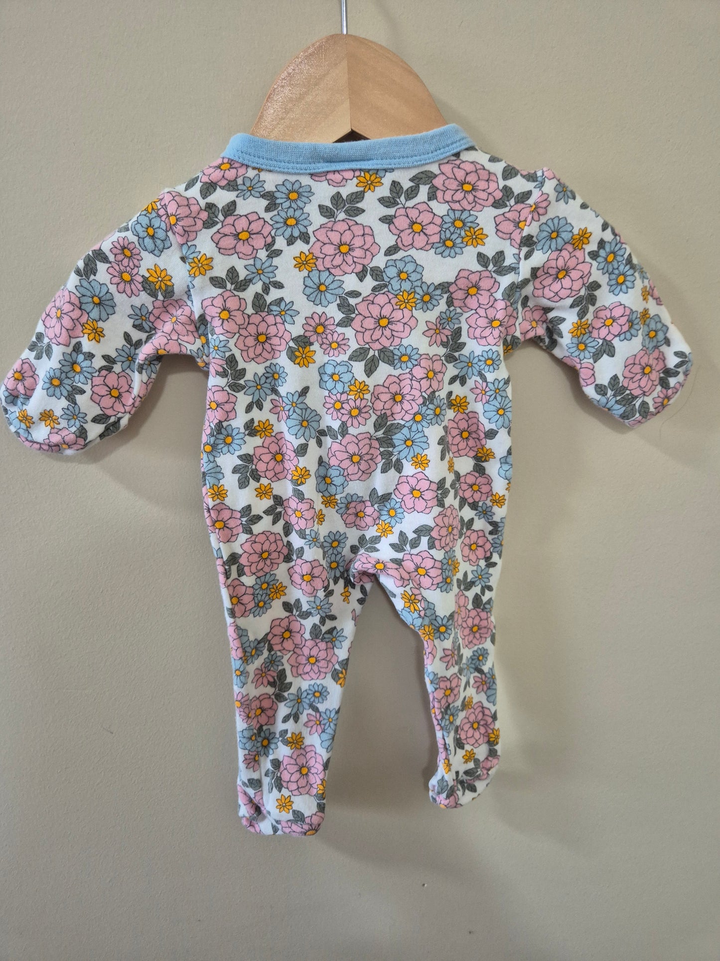 Floral Onesie 🌸 - Size 00000