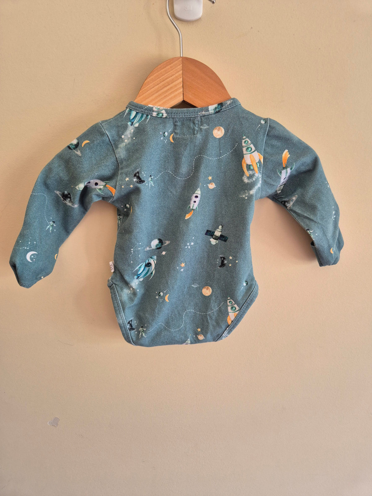 Snuggle Hunny Long Sleeve Bodysuit Space Size 0000