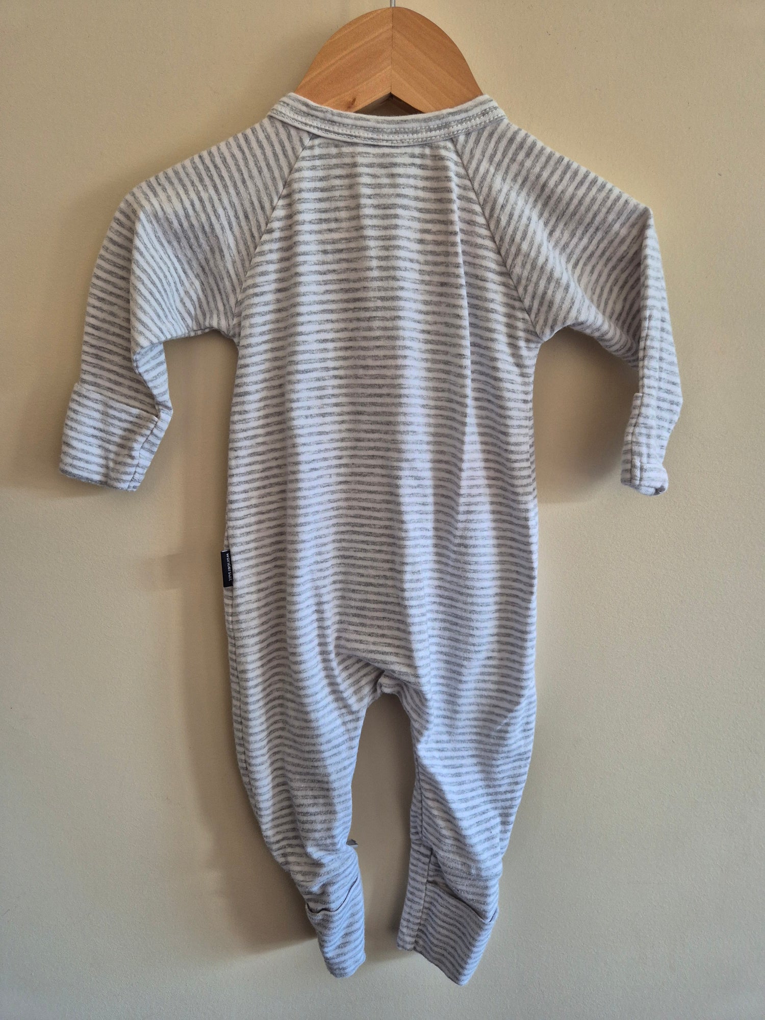 Bonds Wondersuit Grey Stripes Size 000