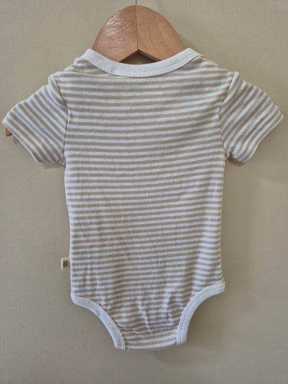 BNWT Huggies Outfit Set Size 000