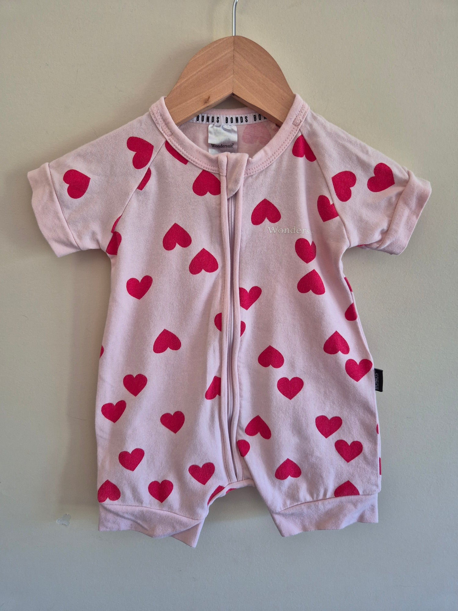 Bonds Love Heart Wondersuit Romper Size 000