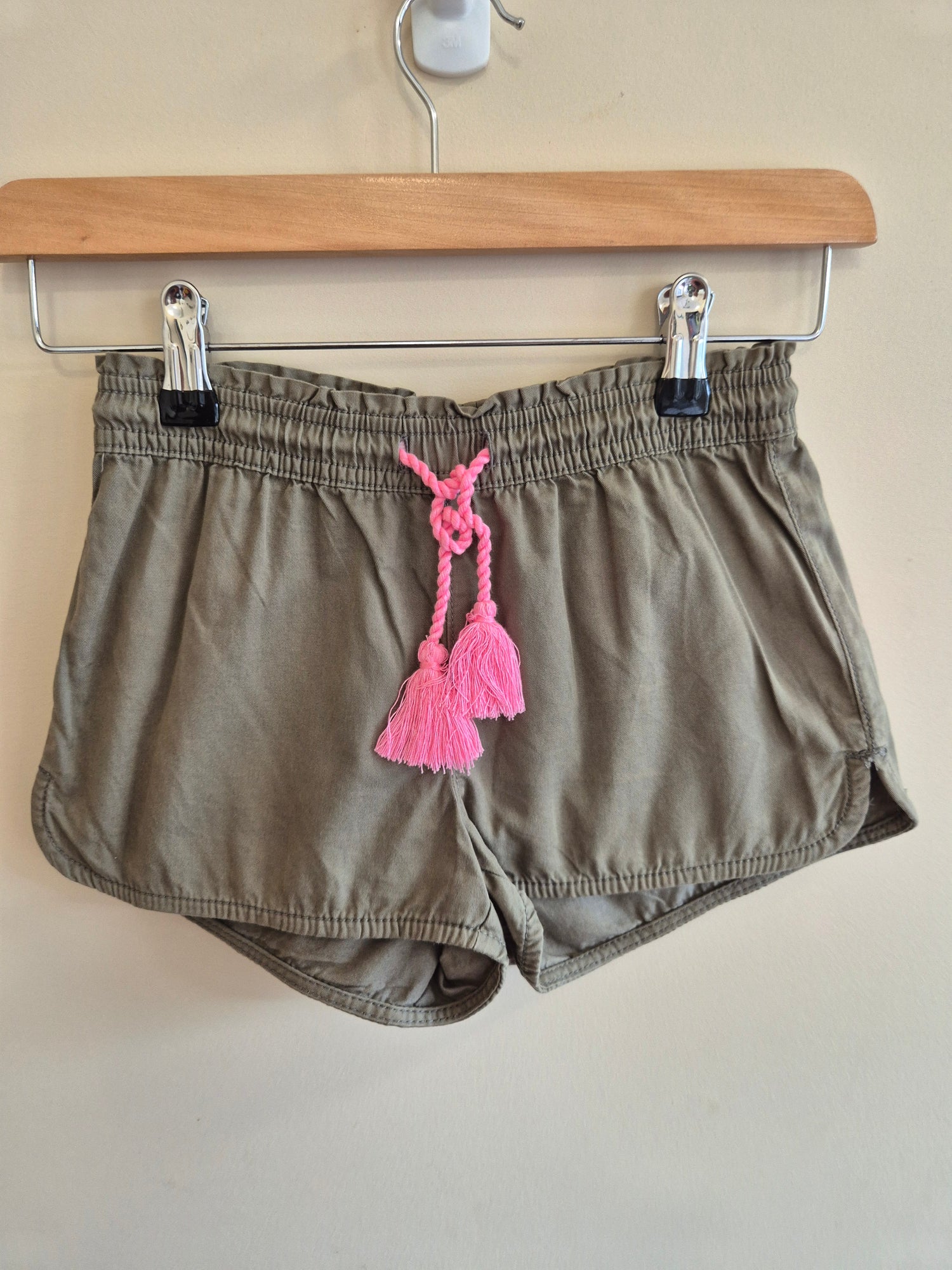 Milkshake Green Shorts Size 7