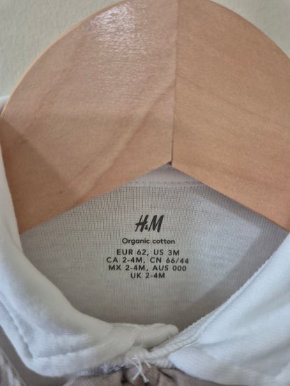 H&M Bodysuit Vest and Bowtie Size 000