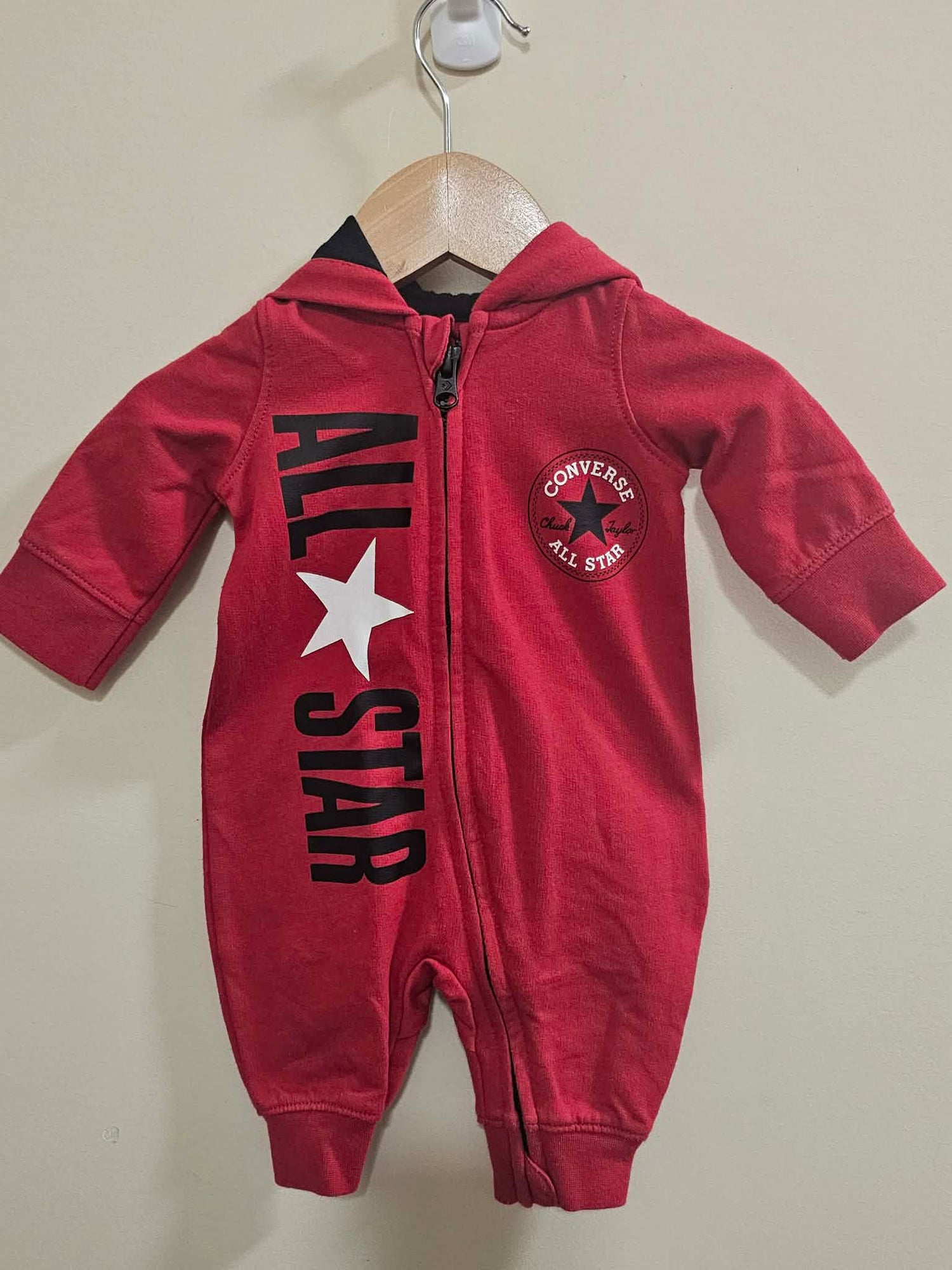 Converse Hooded Onesie Size 0000