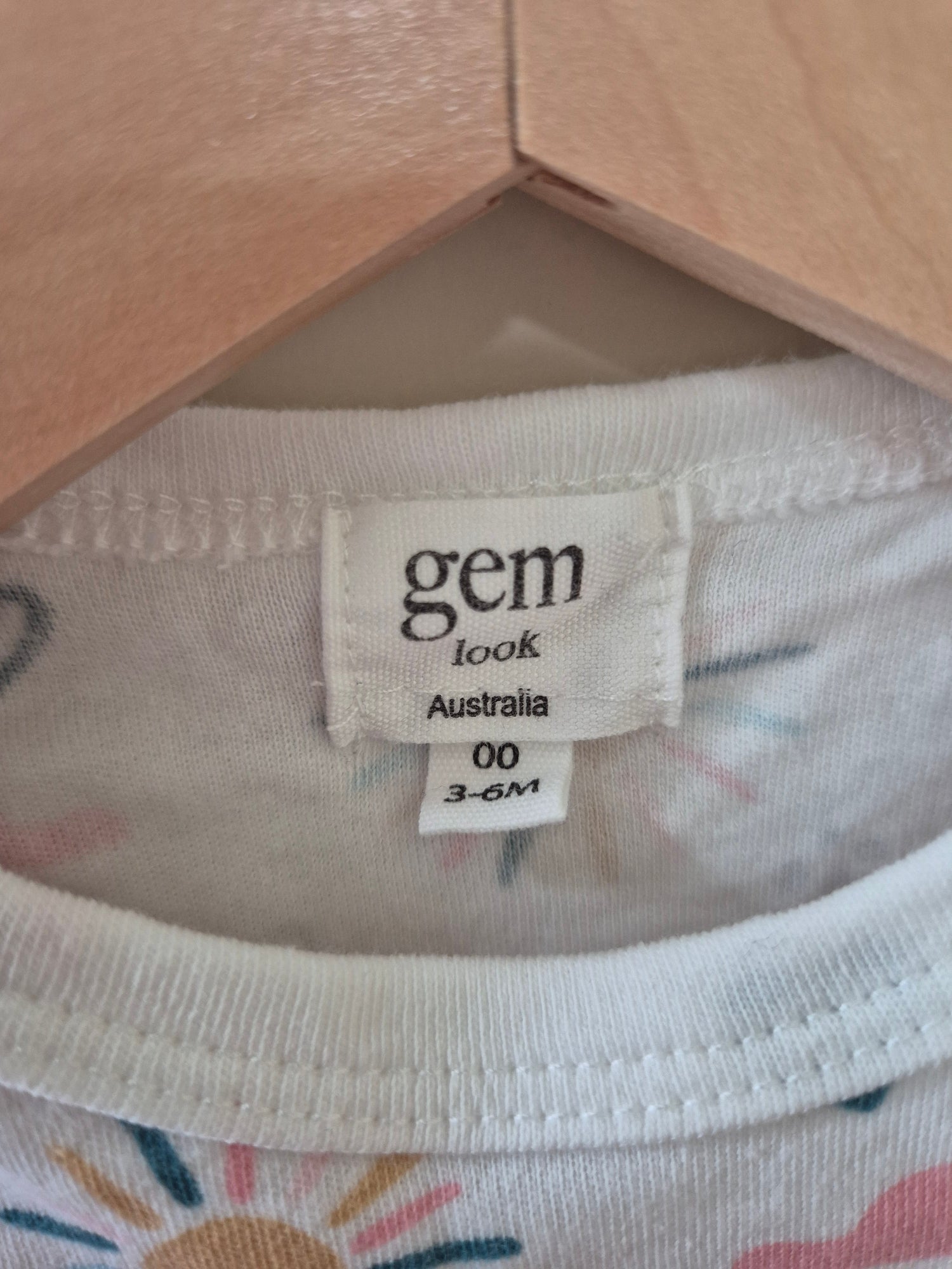 Gem Look Rainbow Bodysuit Size 00