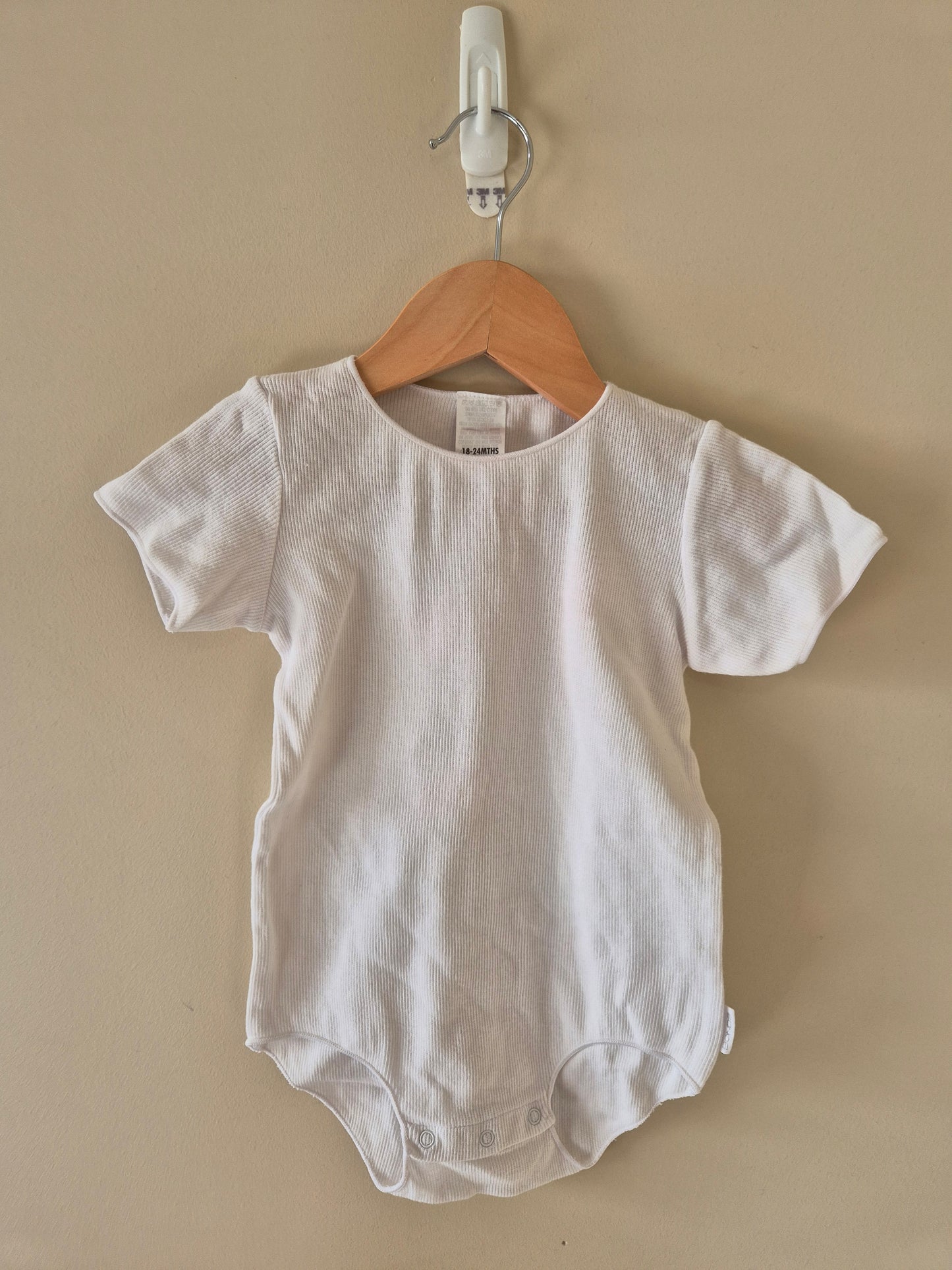 Bonds White Bodysuit Size 2