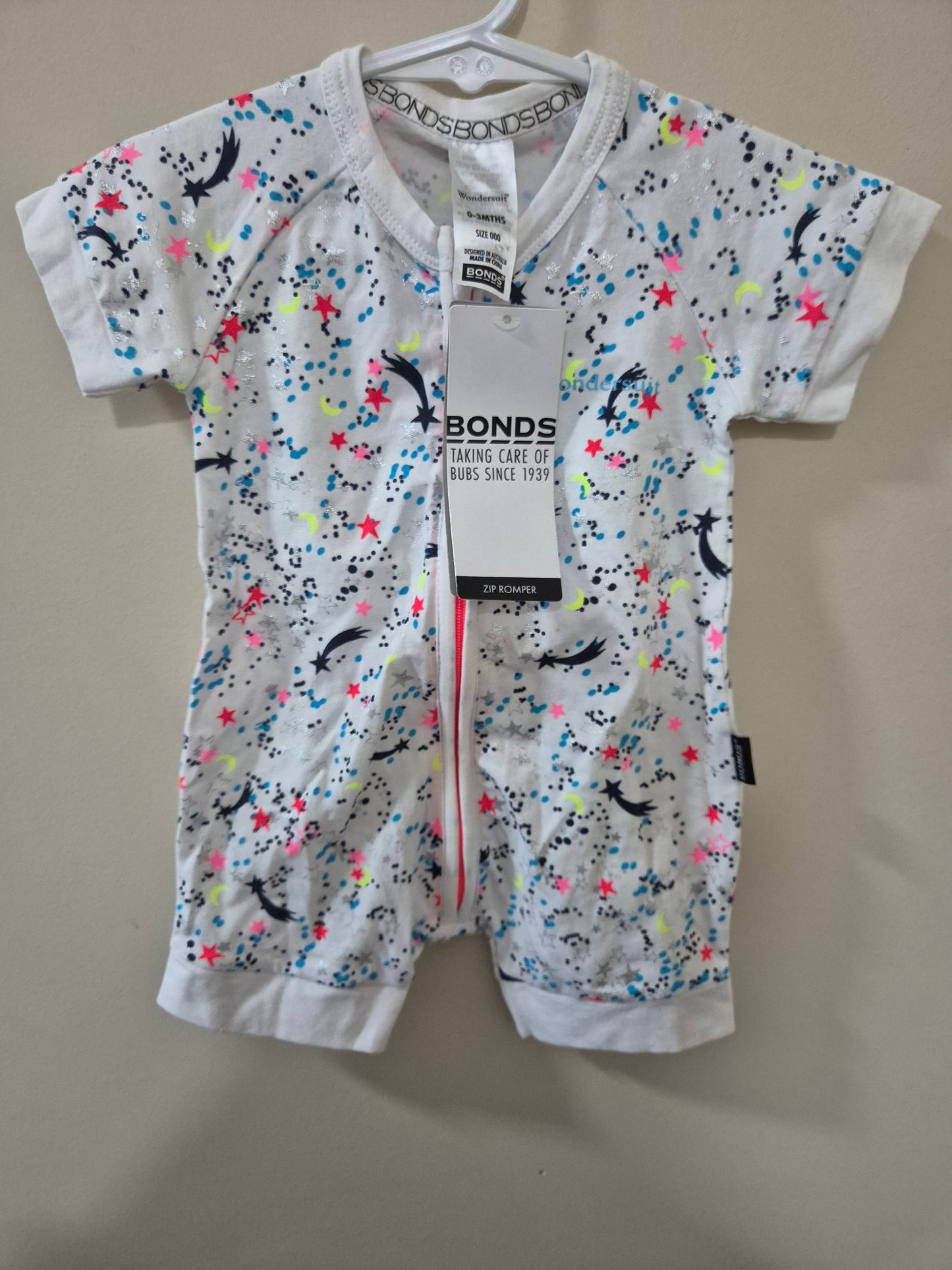 BONDS Shooting Stars (BNWT) - Size 000