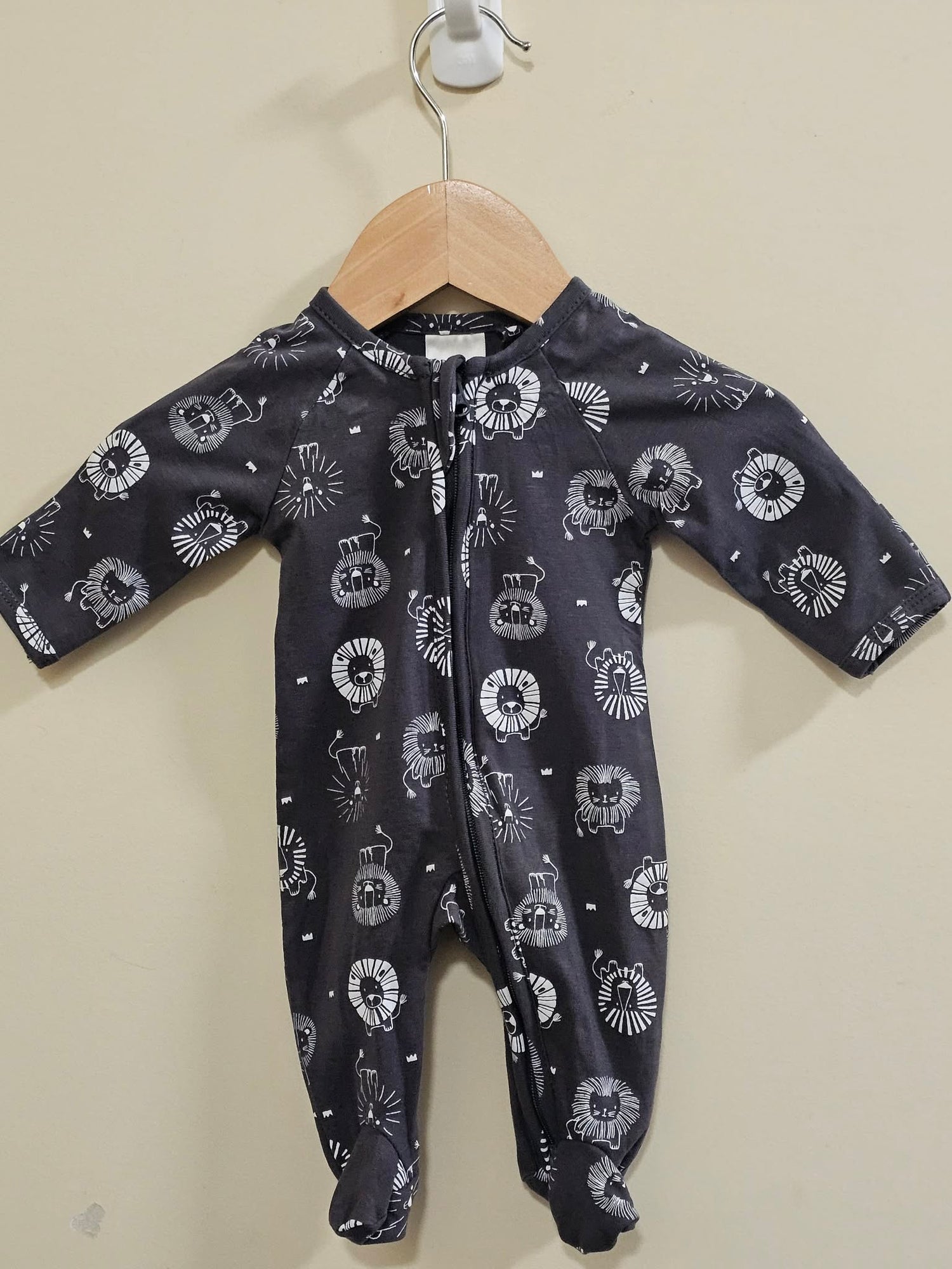 Target Lion Onesie Size 00000