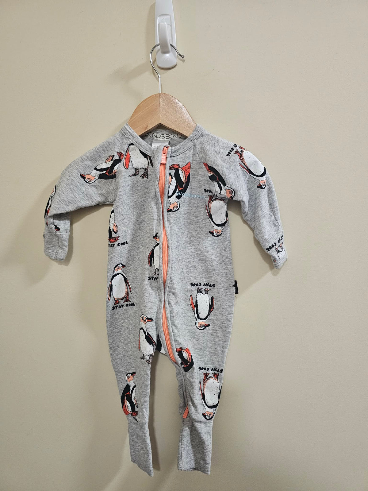 Bonds Wondersuit Penguins Size 000