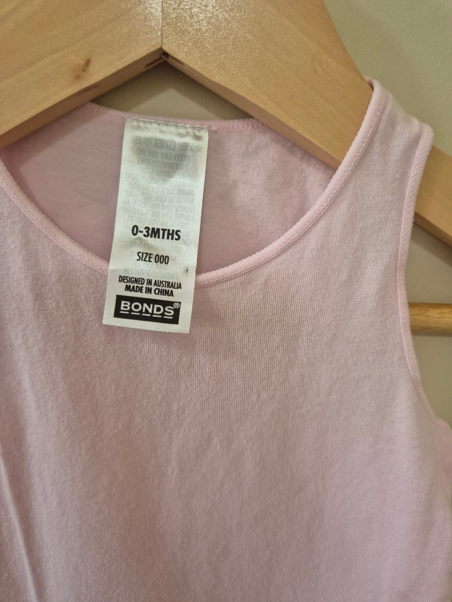 BONDS Pink Singlet - Size 000