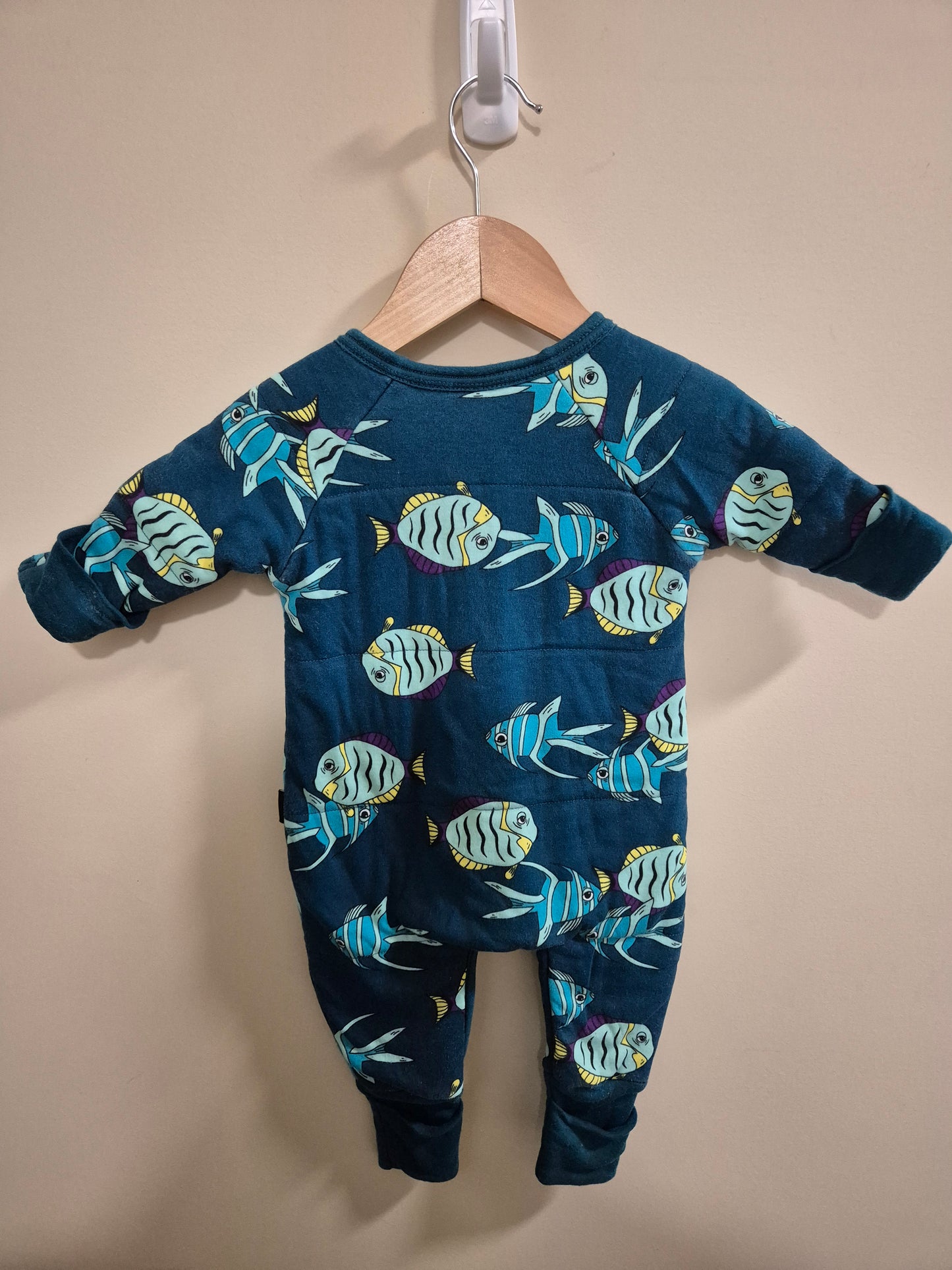 Bonds Wondersuit Thick Onesie Size 000