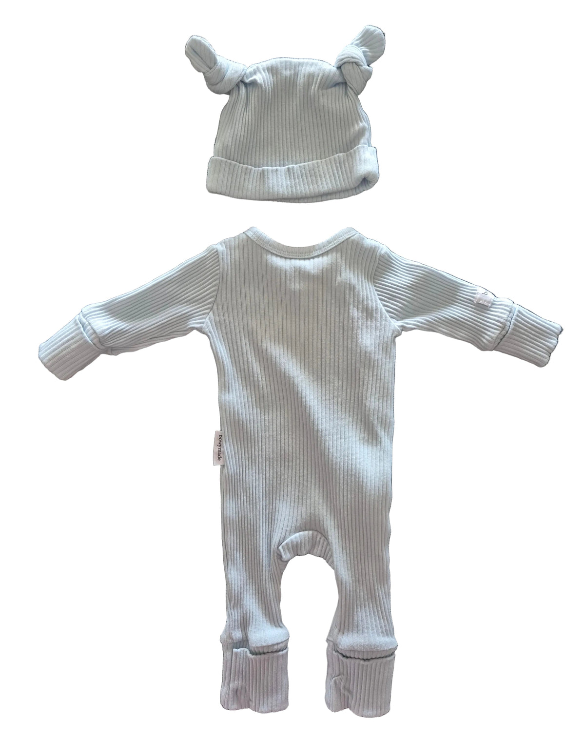 Bowy Made Ribbed Powder Blue Onesie & Bear Knot Beanie Size 0000