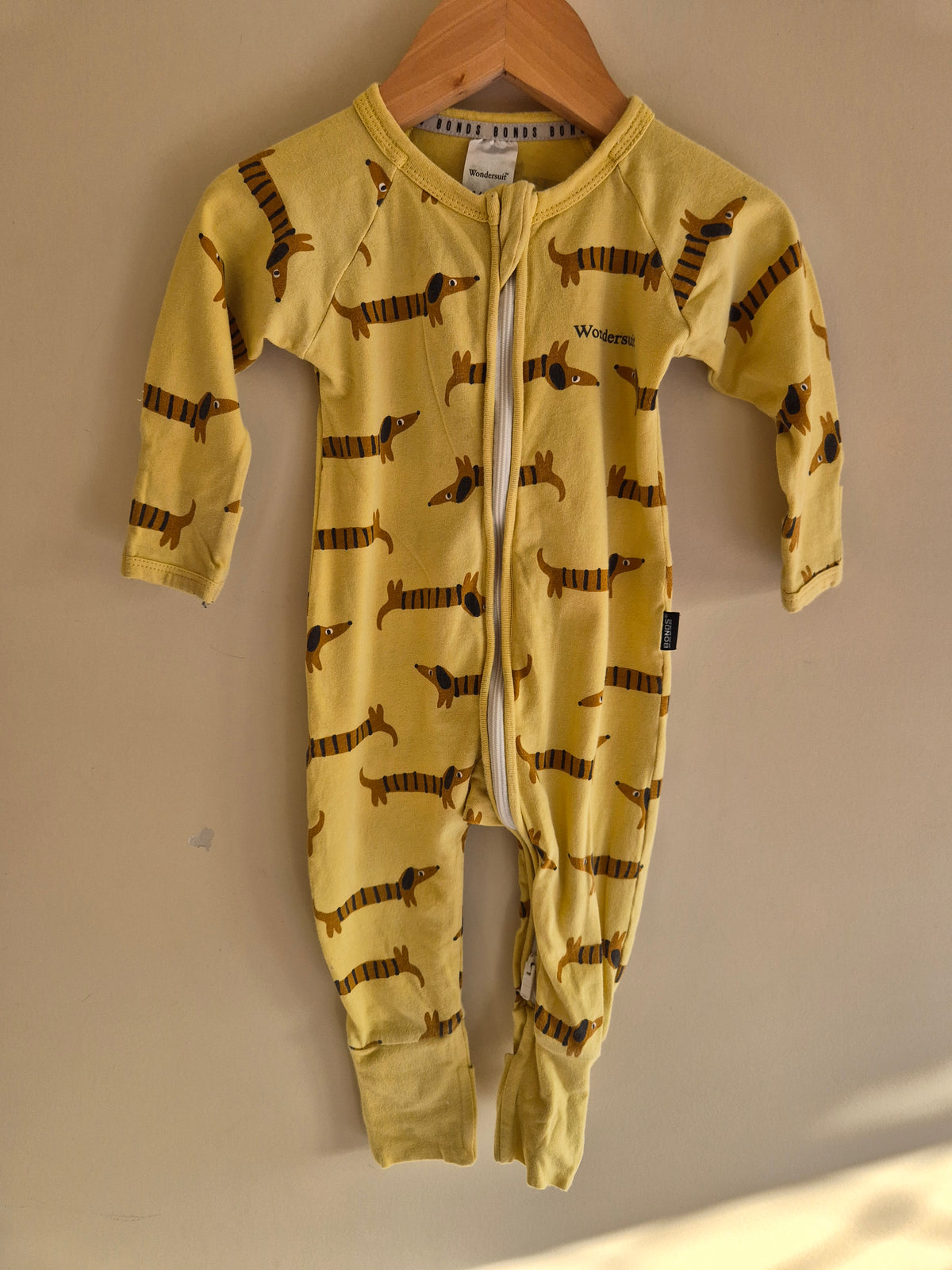 Bonds Dashhound Wondersuit Size 00
