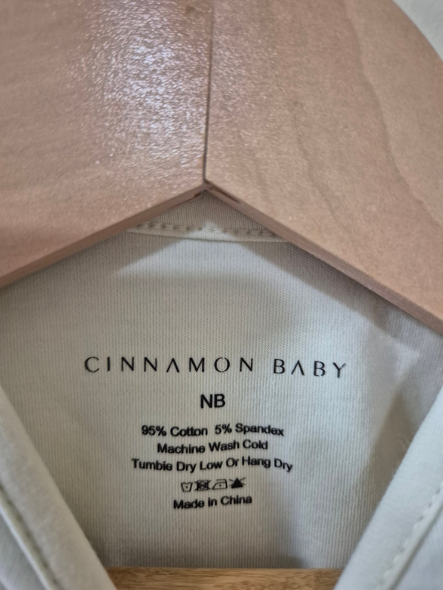 Cinnamon Baby Big Island Olive Singlet Bodysuit Size 0000