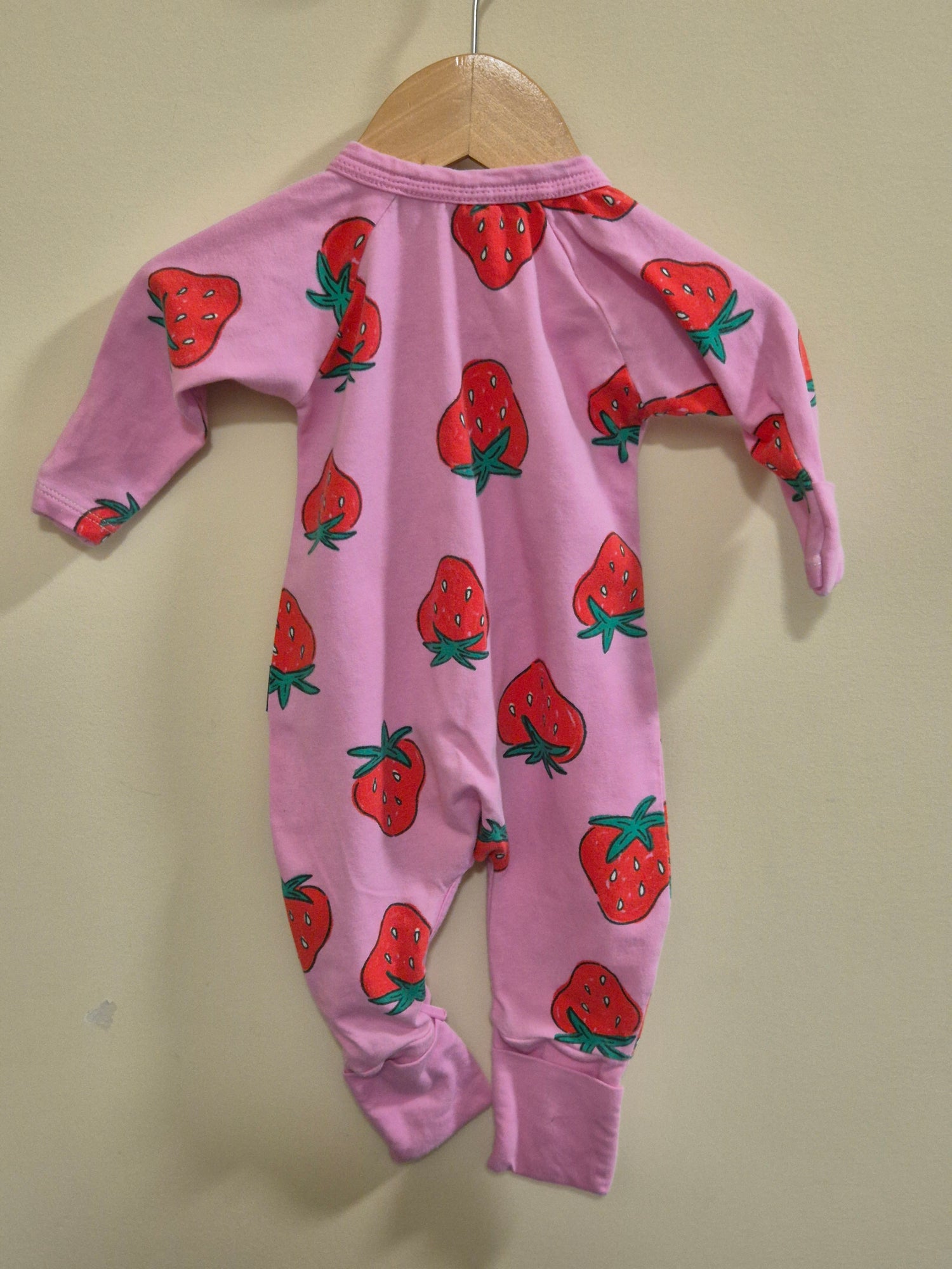 Bonds Strawberry Wondersuit Size 0000