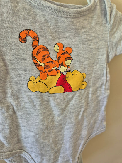 Winnie & Tigger Bodysuit 🐻🐯 - Size 00