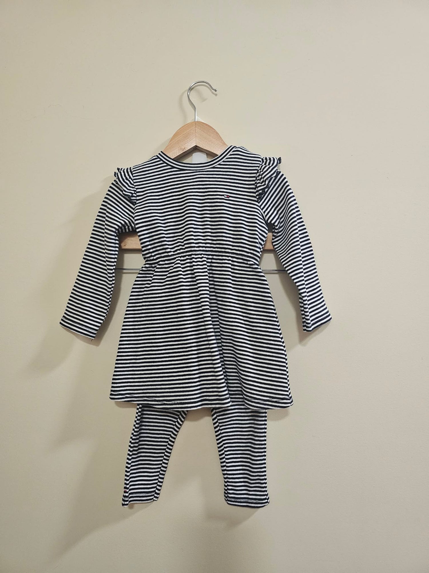 Tommy Hilfiger Outfit Set Size 00-0