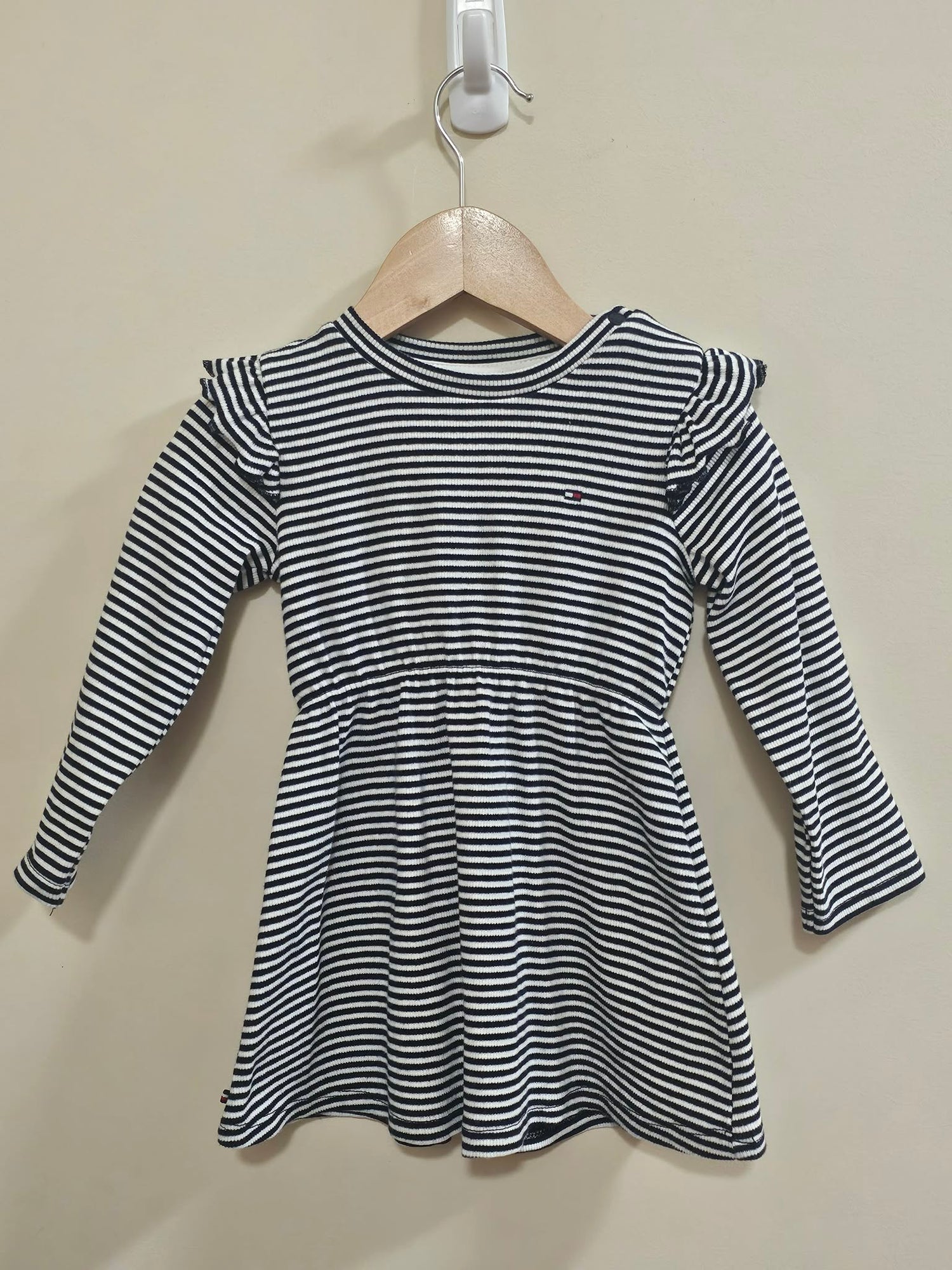 Tommy Hilfiger Outfit Set Size 00-0