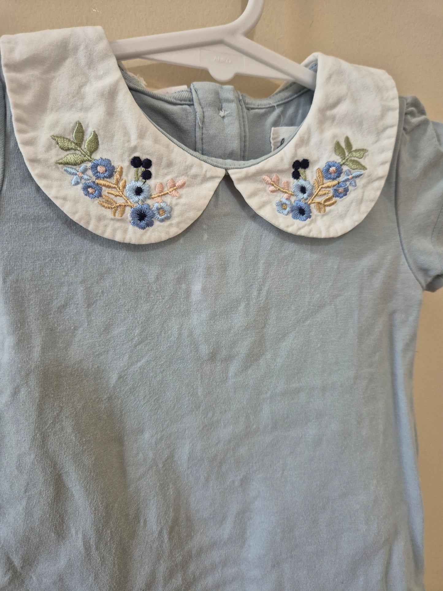 Lacey Lane embroidered collar bodysuit 🌸 Size 00