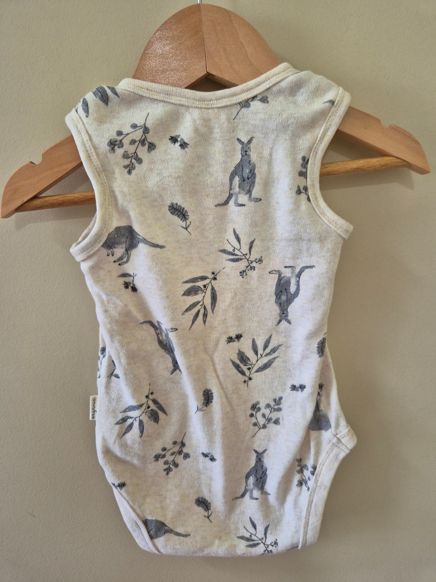 Anko Organic Kangaroo Singlet Bodysuit Size 0