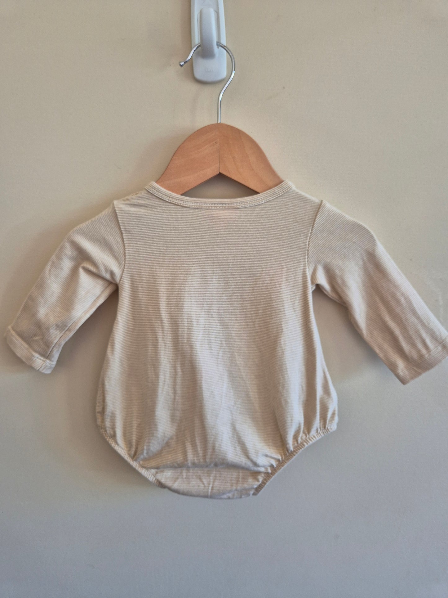 Target Long Sleeve Bunny Bodysuit Size 0000