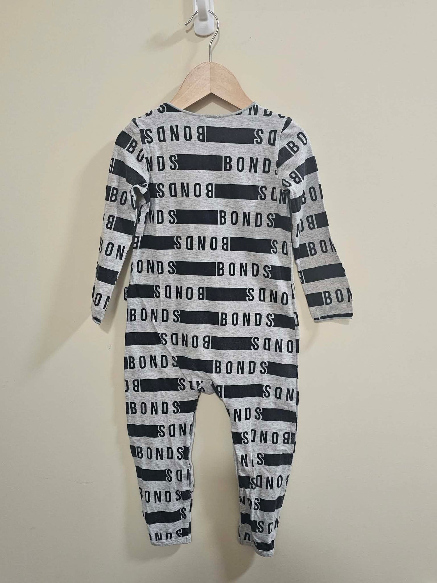 Bonds Onesie Size 2