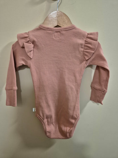 Snuggle Hunny Ribbed Bodysuit Size 0