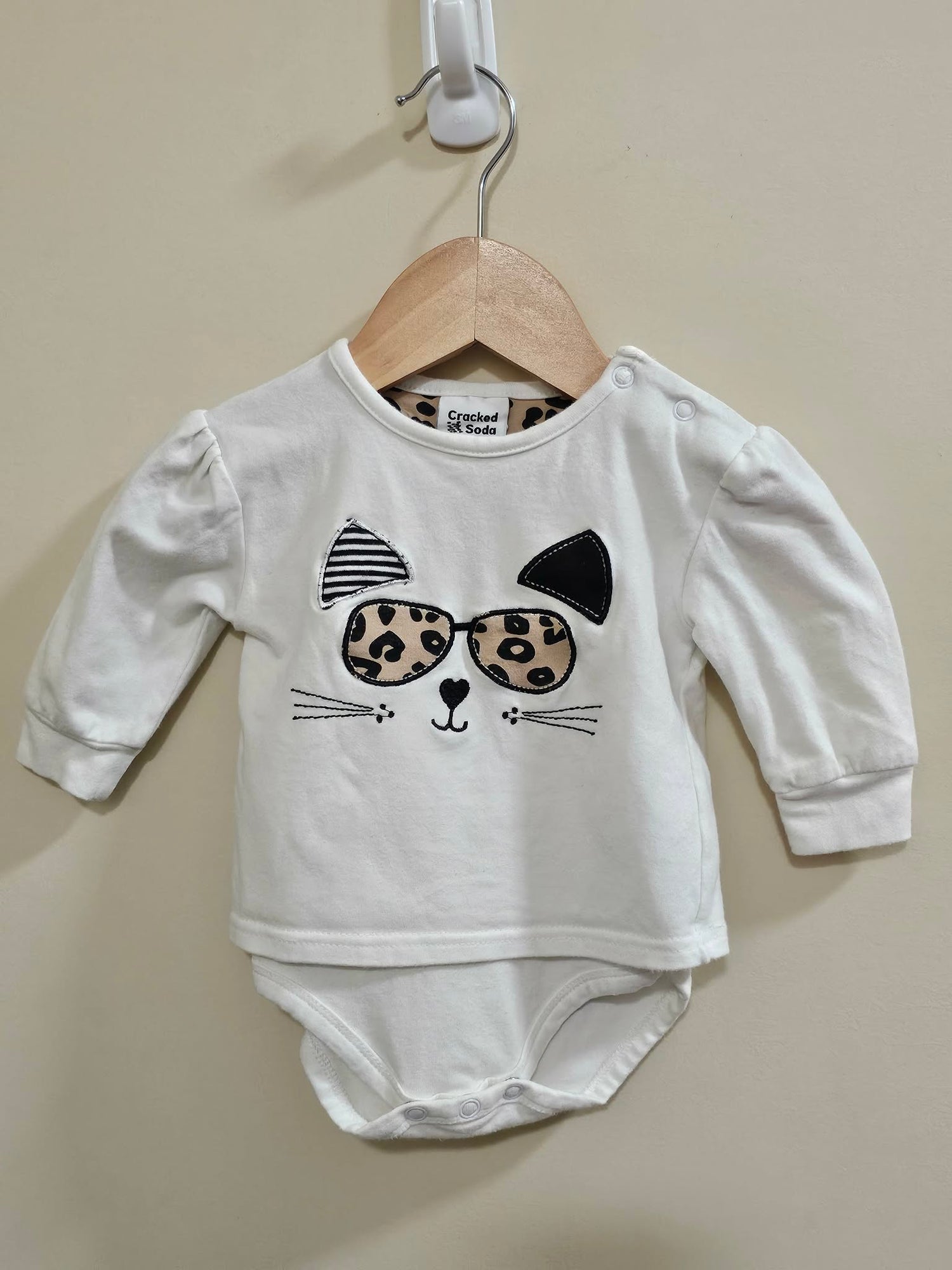 Cracked Soda Bodysuit Long Sleeve Shirt Size 000