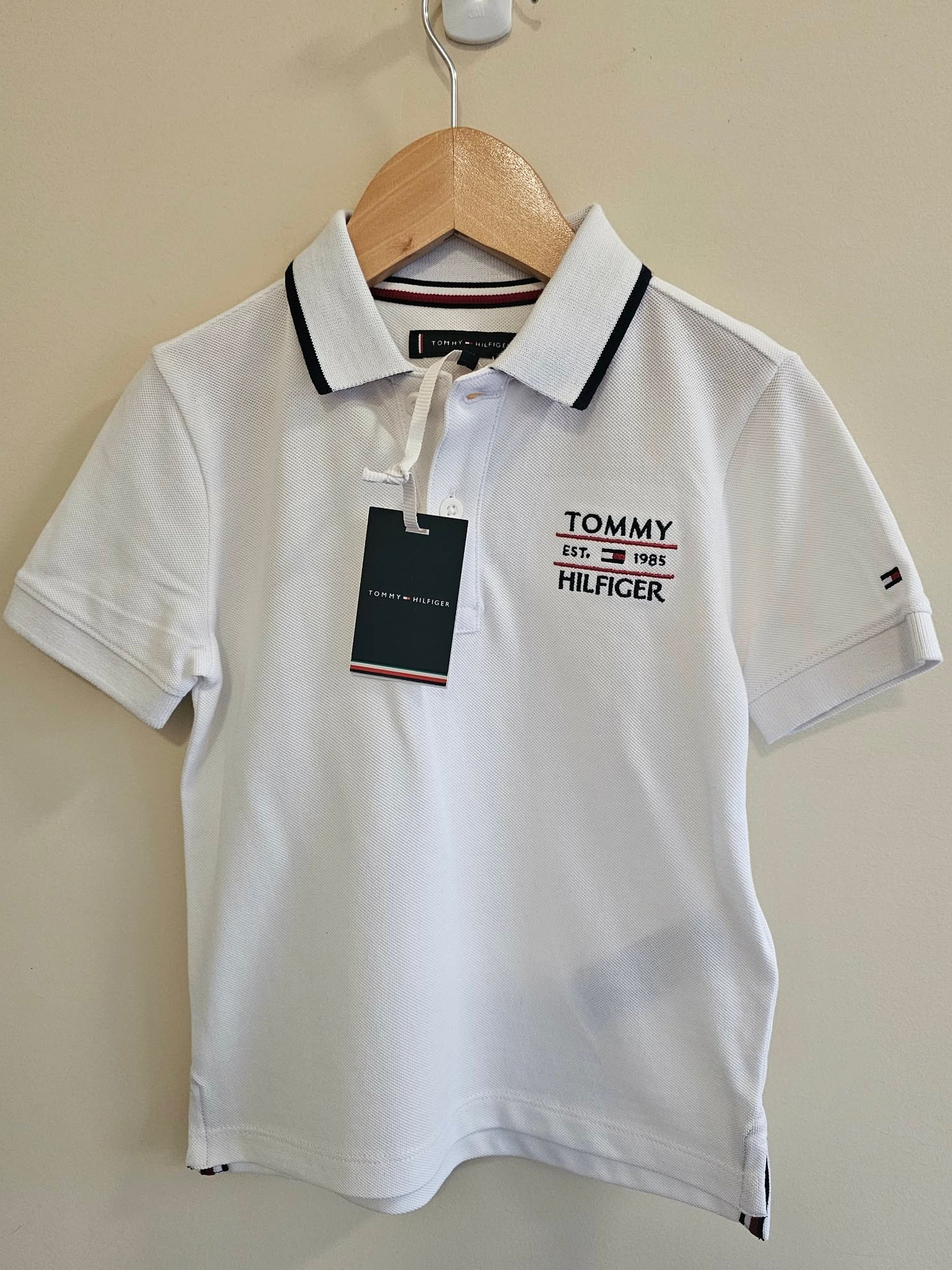 BNWT Tommy Hilfiger White Polo Shirt Size 4